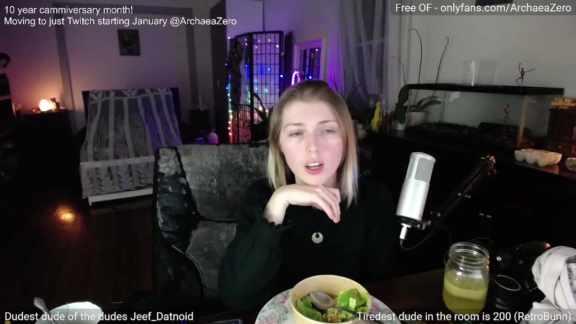 Gallery image thumbnail from Arwen_Datnoid's myfreecams stream on, 12/16/2023, 04:00 image 7 of 20