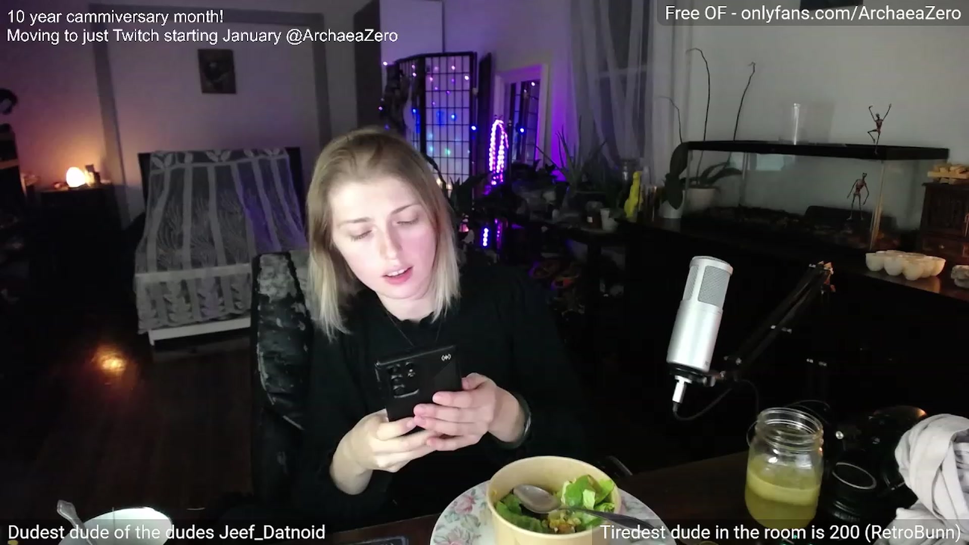 Gallery image thumbnail from Arwen_Datnoid's myfreecams stream on, 12/16/2023, 04:00 image 6 of 20