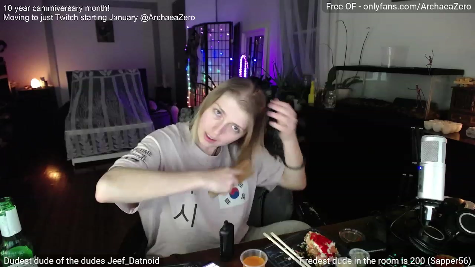 Gallery image thumbnail from Arwen_Datnoid's myfreecams stream on, 12/17/2023, 05:52 image 14 of 20