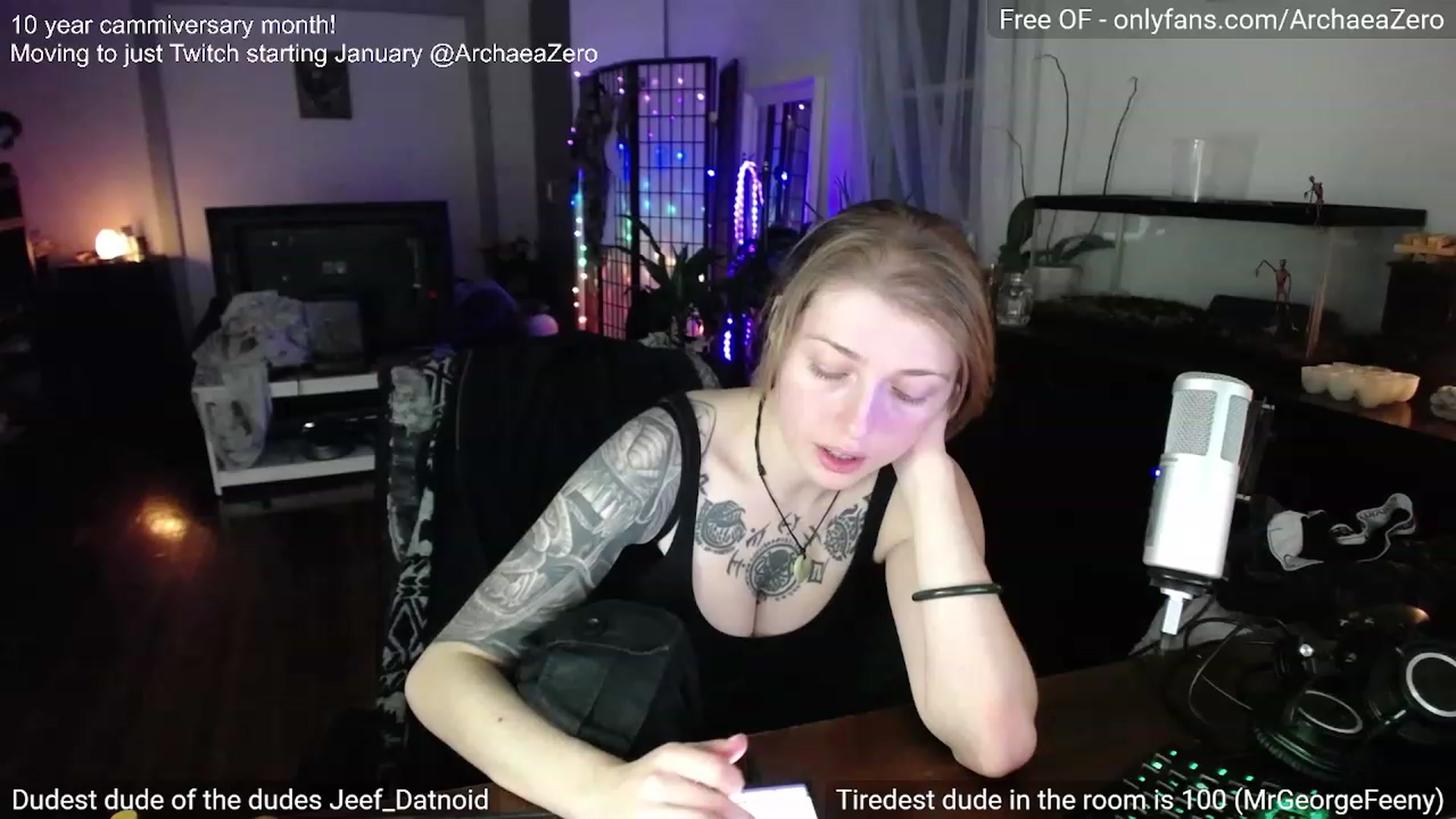 Gallery image thumbnail from Arwen_Datnoid's myfreecams stream on, 12/22/2023, 05:36 image 8 of 20