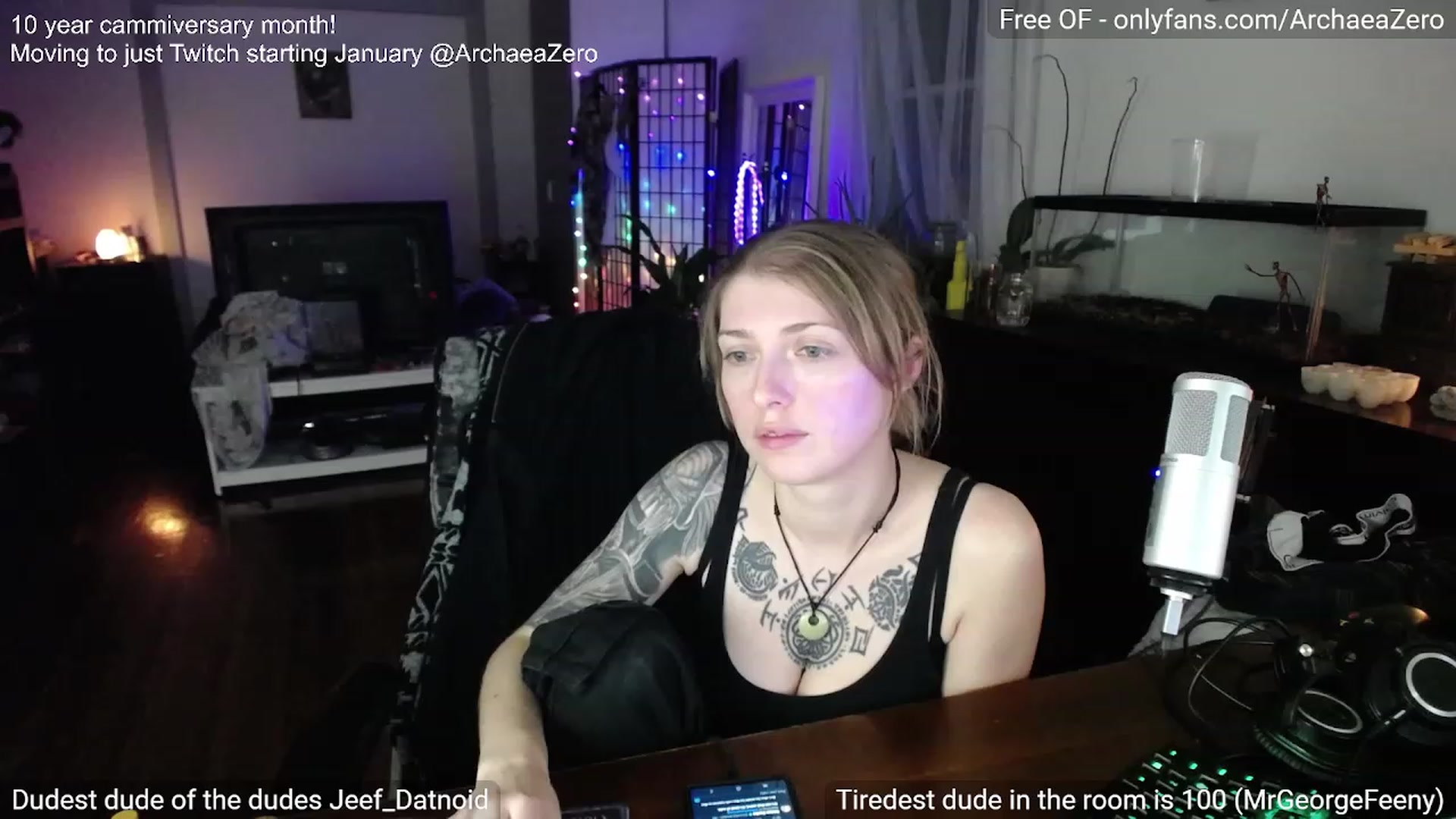 Gallery image thumbnail from Arwen_Datnoid's myfreecams stream on, 12/22/2023, 05:36 image 14 of 20