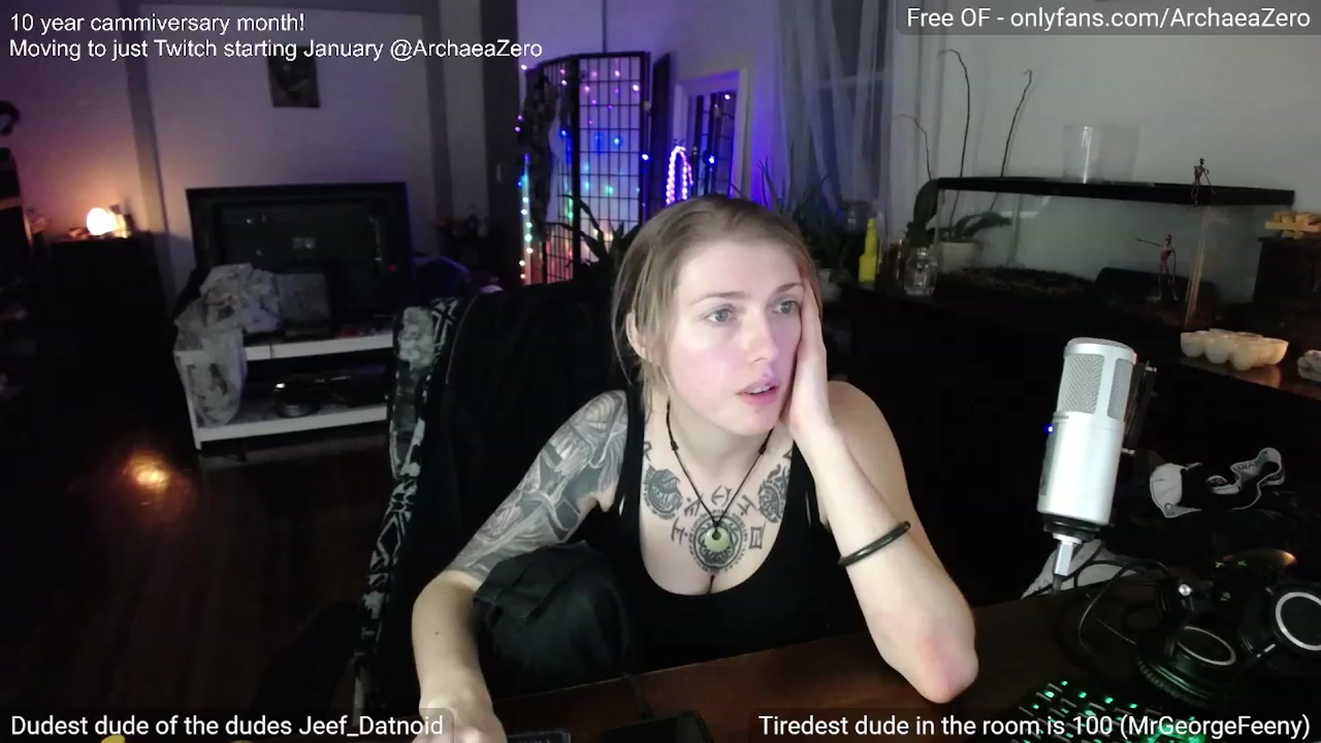 Gallery image thumbnail from Arwen_Datnoid's myfreecams stream on, 12/22/2023, 05:36 image 19 of 20