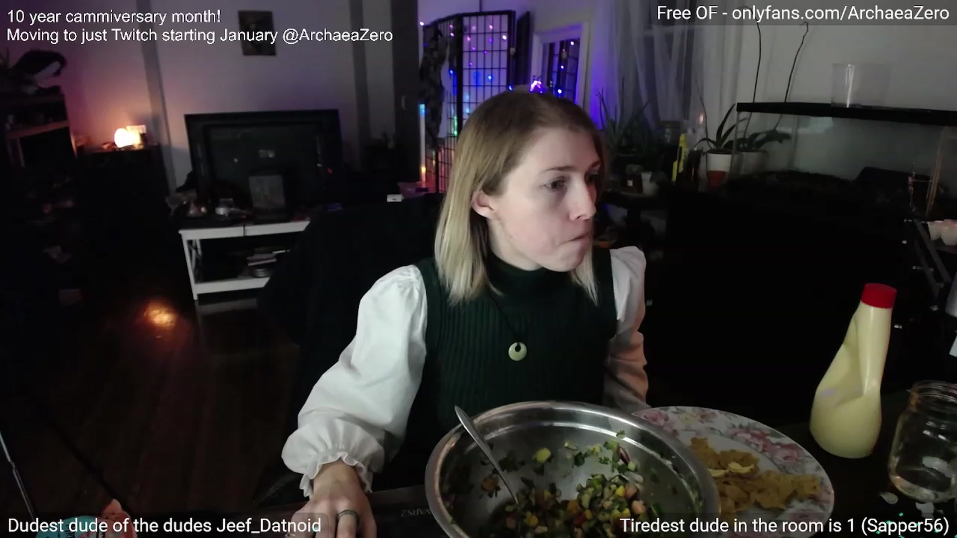 Gallery image thumbnail from Arwen_Datnoid's myfreecams stream on, 12/24/2023, 06:17 image 2 of 20