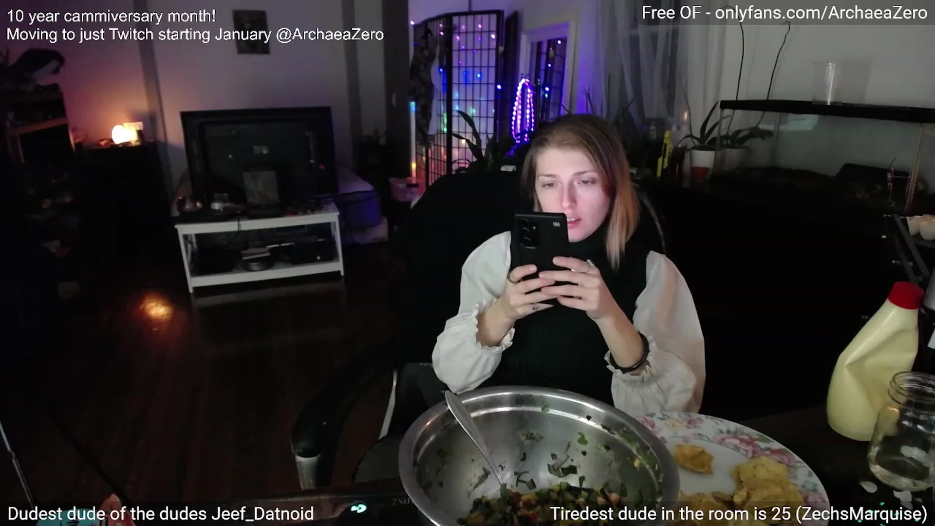 Gallery image thumbnail from Arwen_Datnoid's myfreecams stream on, 12/24/2023, 06:17 image 11 of 20