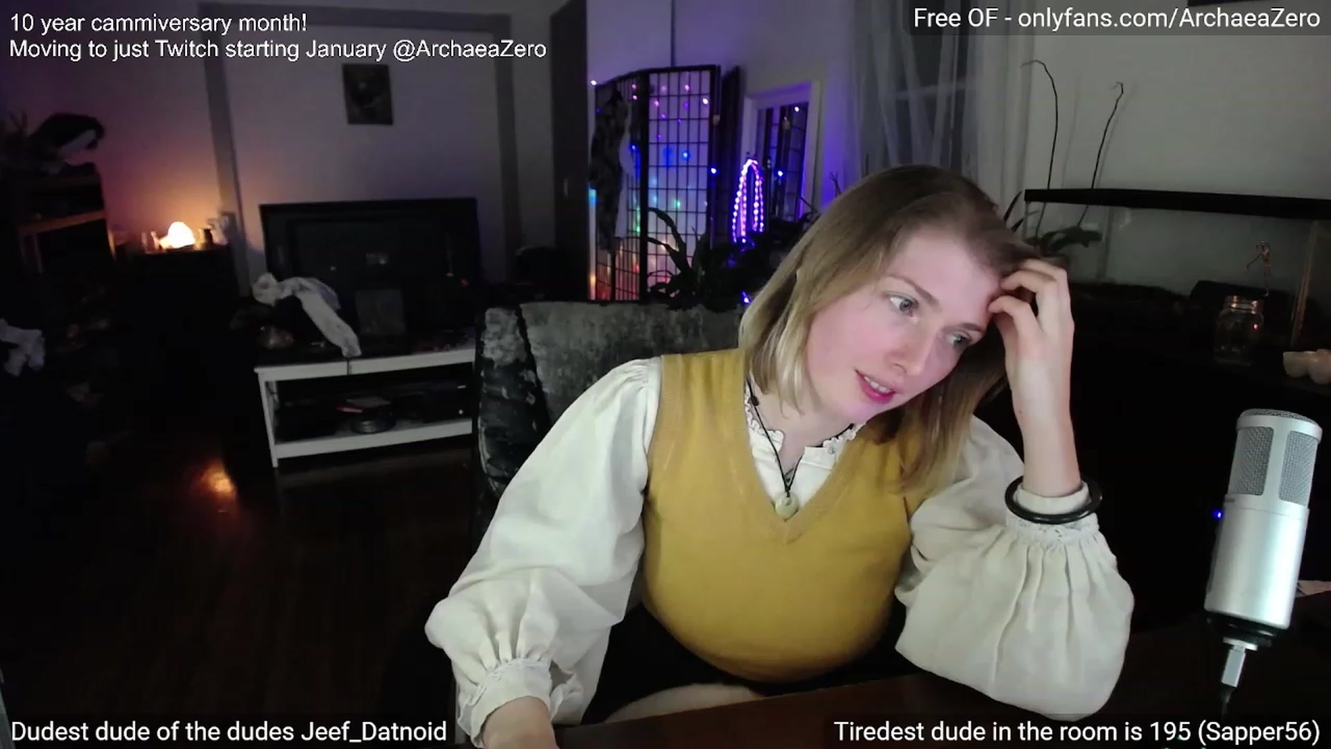 Gallery image thumbnail from Arwen_Datnoid's myfreecams stream on, 12/30/2023, 06:06 image 14 of 20