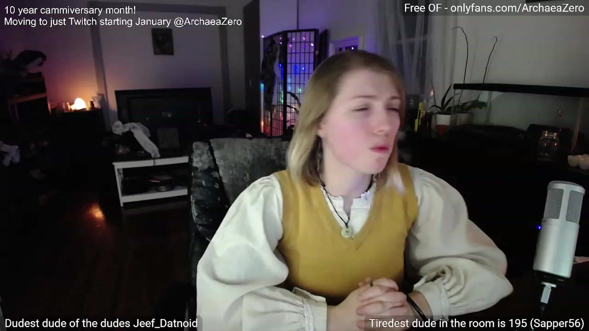 Gallery image thumbnail from Arwen_Datnoid's myfreecams stream on, 12/30/2023, 06:06 image 15 of 20
