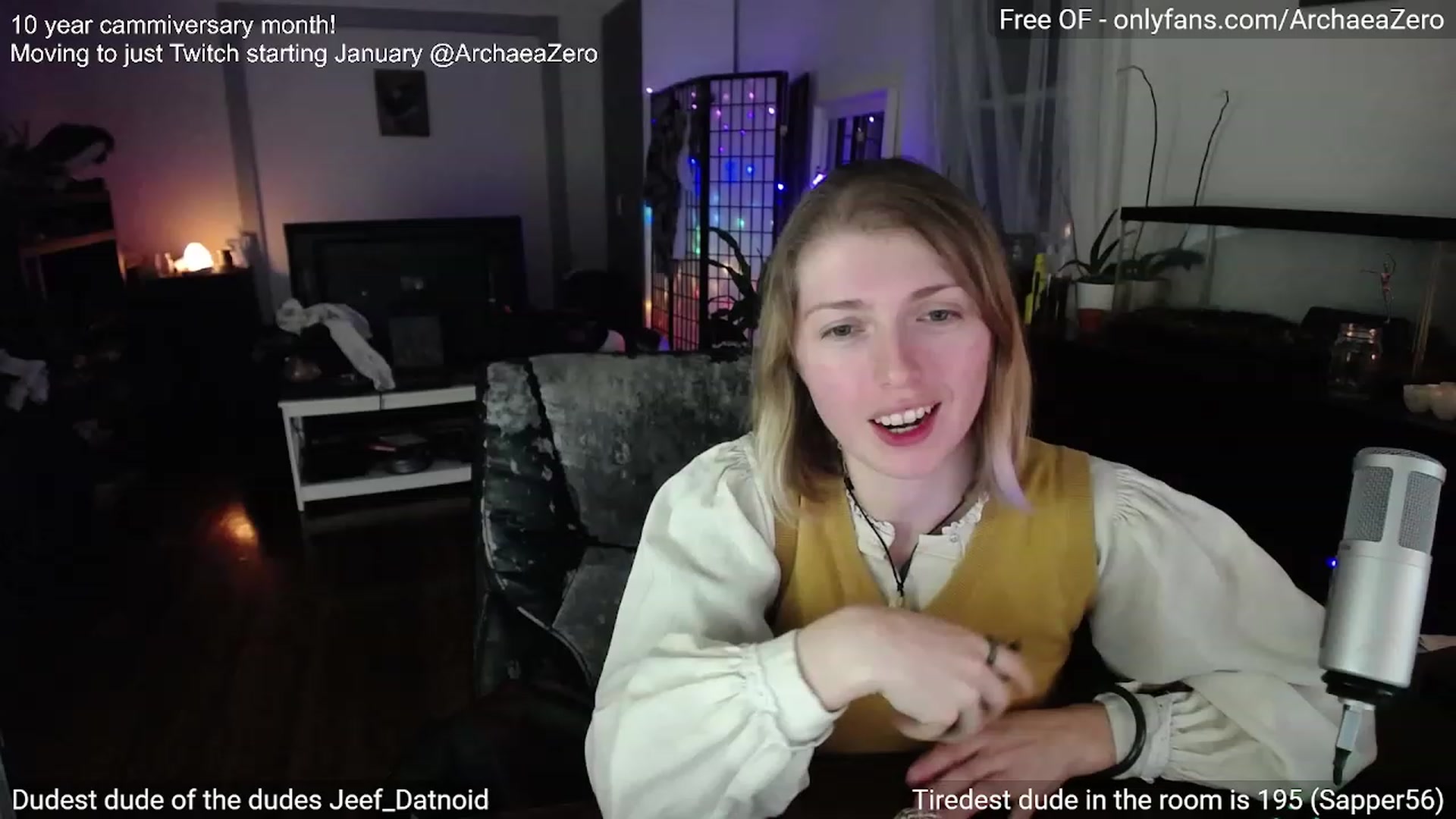 Gallery image thumbnail from Arwen_Datnoid's myfreecams stream on, 12/30/2023, 06:06 image 13 of 20