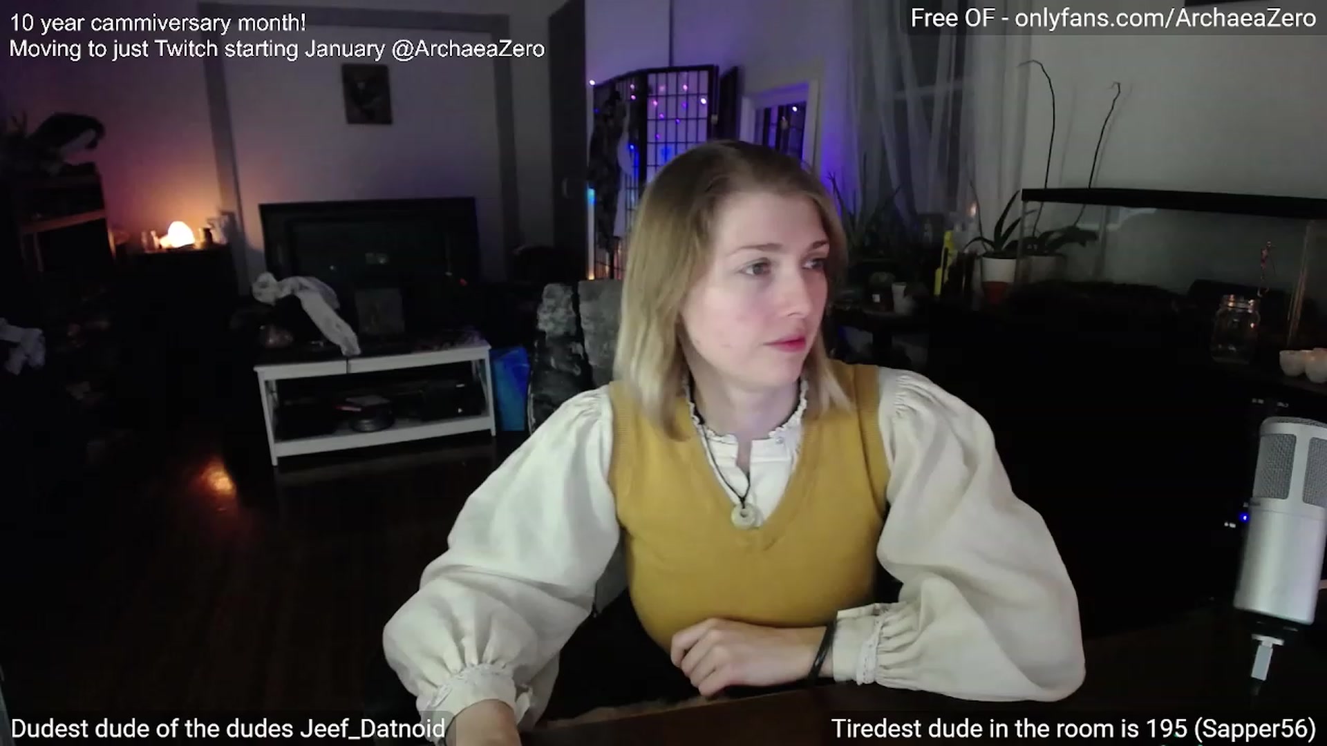 Gallery image thumbnail from Arwen_Datnoid's myfreecams stream on, 12/30/2023, 06:06 image 6 of 20