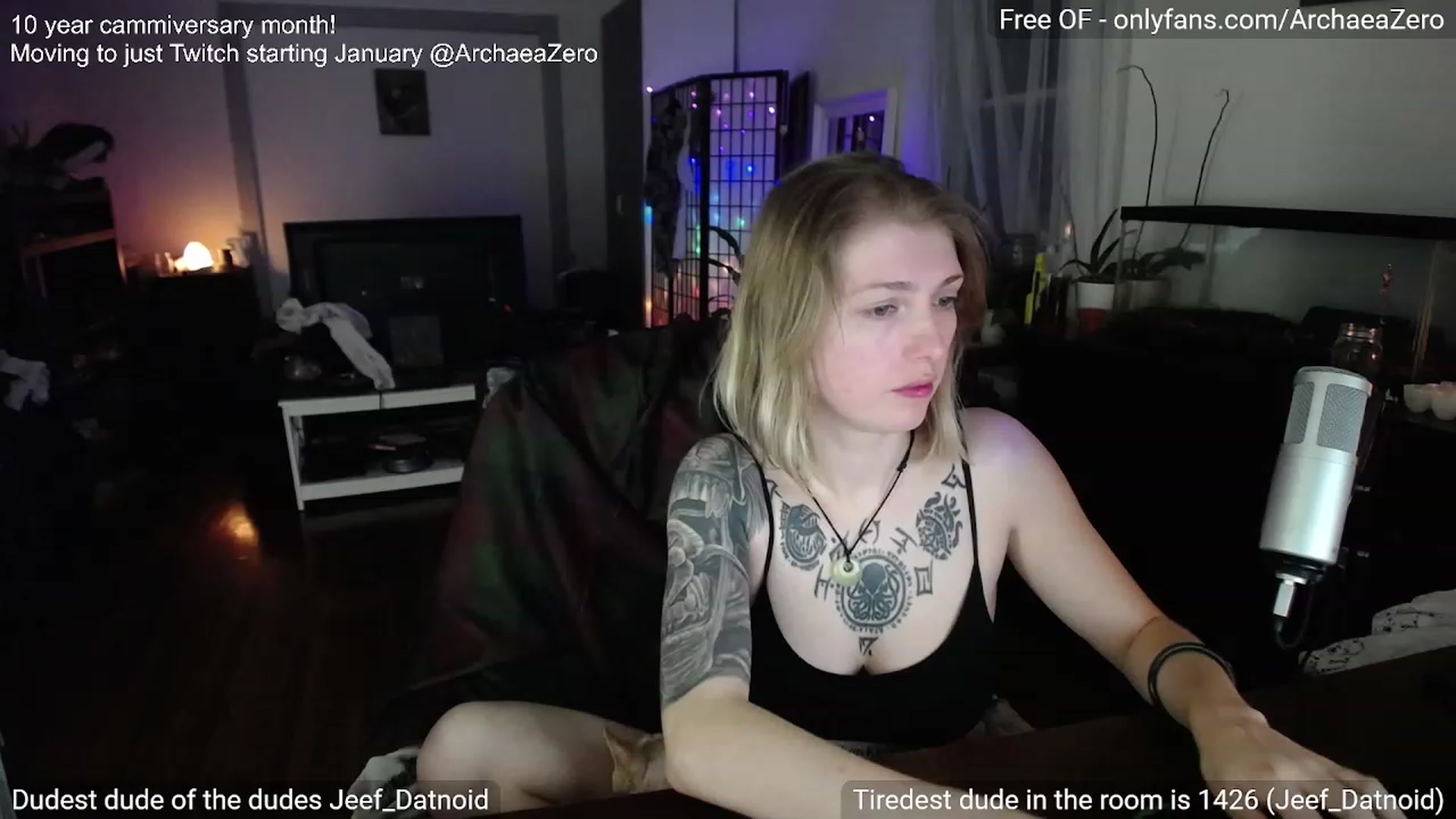 Gallery image thumbnail from Arwen_Datnoid's myfreecams stream on, 12/30/2023, 08:12 image 7 of 20