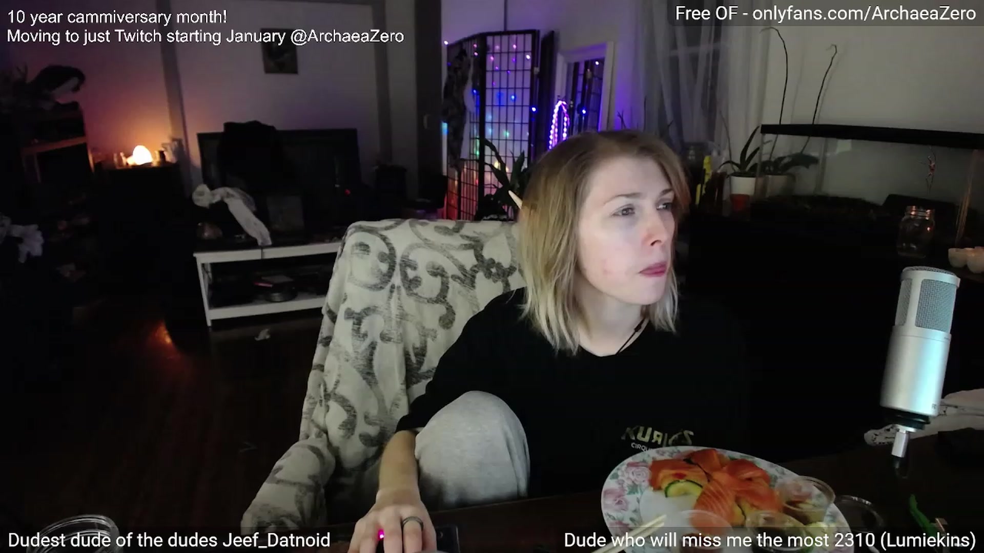 Gallery image thumbnail from Arwen_Datnoid's myfreecams stream on, 12/31/2023, 07:09 image 14 of 20