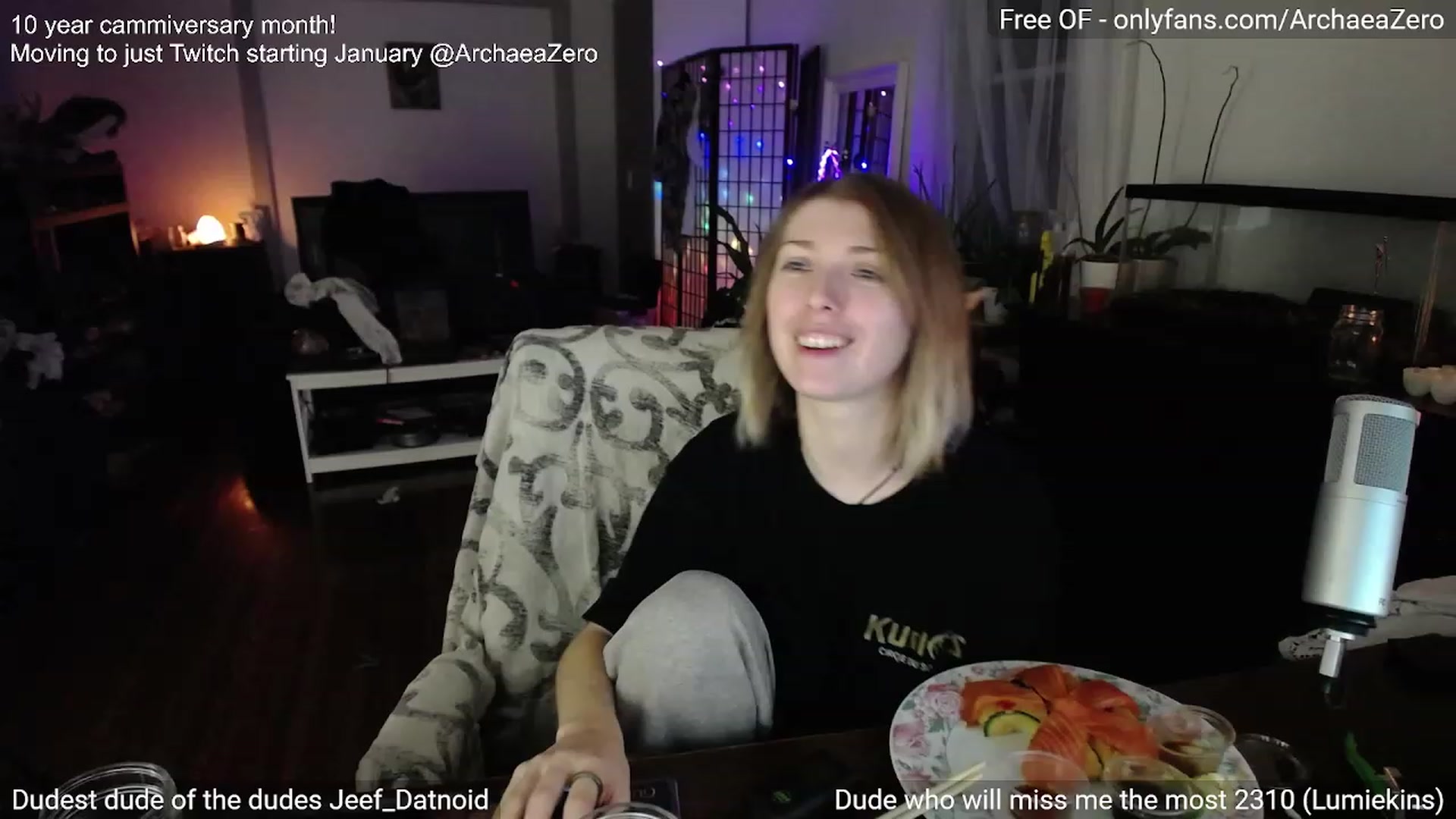Gallery image thumbnail from Arwen_Datnoid's myfreecams stream on, 12/31/2023, 07:09 image 15 of 20