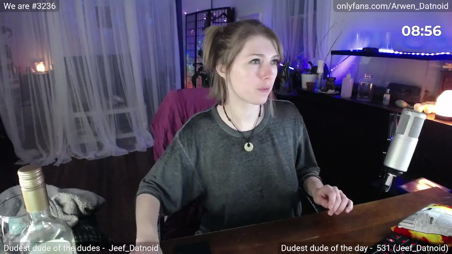 Gallery image thumbnail from Arwen_Datnoid's myfreecams stream on, 02/08/2025, 06:12 image 4 of 20