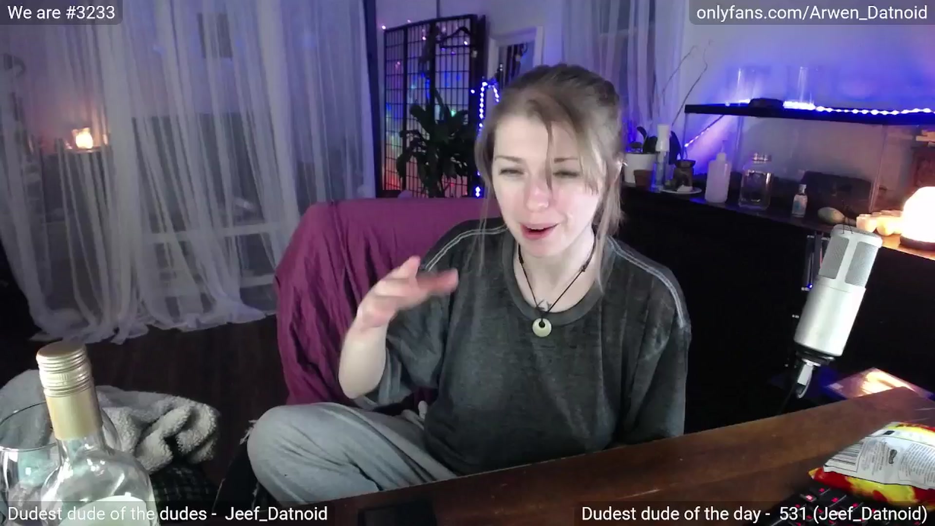 Gallery image thumbnail from Arwen_Datnoid's myfreecams stream on, 02/08/2025, 06:12 image 5 of 20