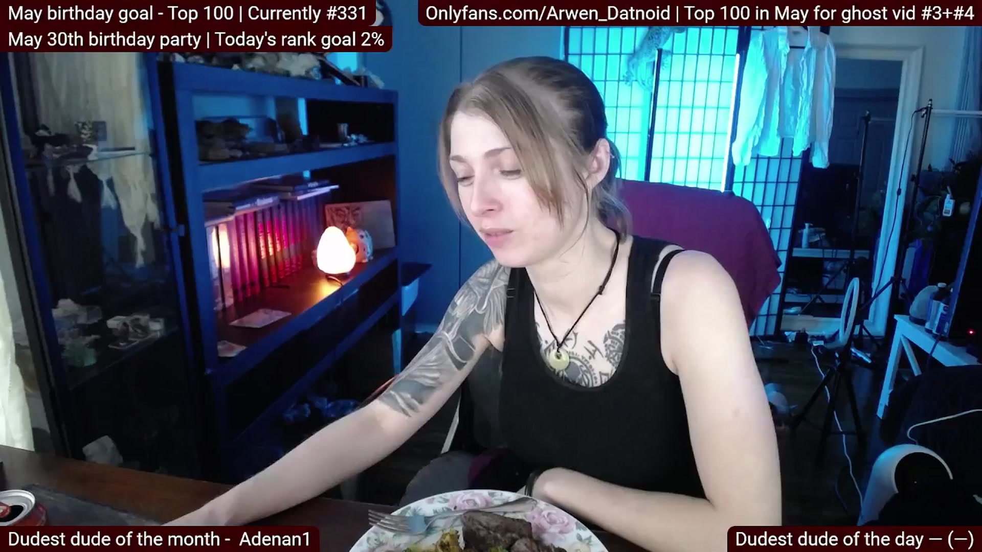 Gallery image thumbnail from Arwen_Datnoid's myfreecams stream on, 05/13/2025, 03:05 image 1 of 20