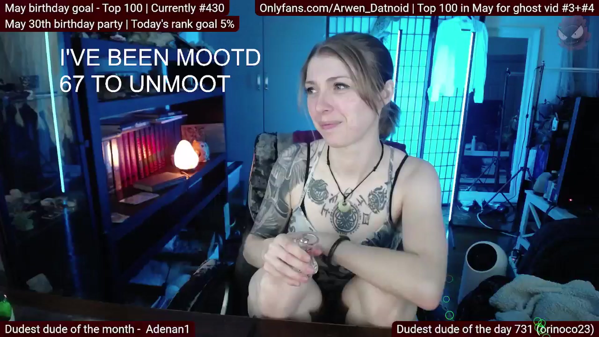 Gallery image thumbnail from Arwen_Datnoid's myfreecams stream on, 05/25/2025, 03:42 image 3 of 20
