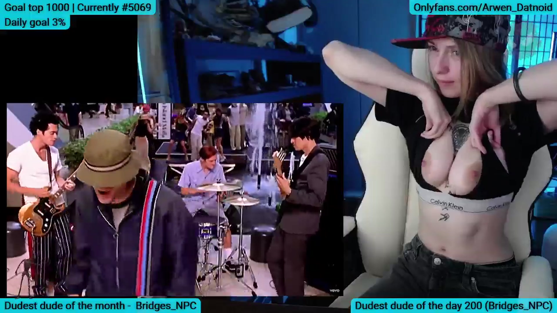 Gallery image thumbnail from Arwen_Datnoid's myfreecams stream on, 07/19/2025, 05:37 image 20 of 20