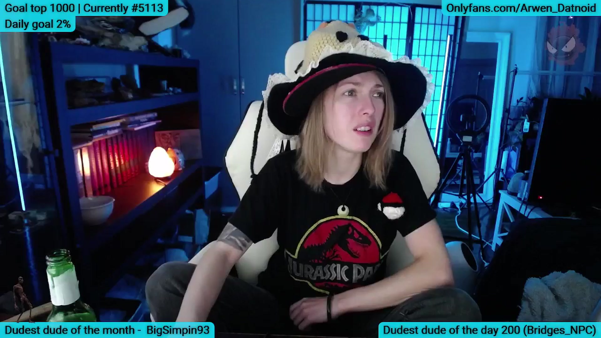 Gallery image thumbnail from Arwen_Datnoid's myfreecams stream on, 07/19/2025, 05:37 image 16 of 20