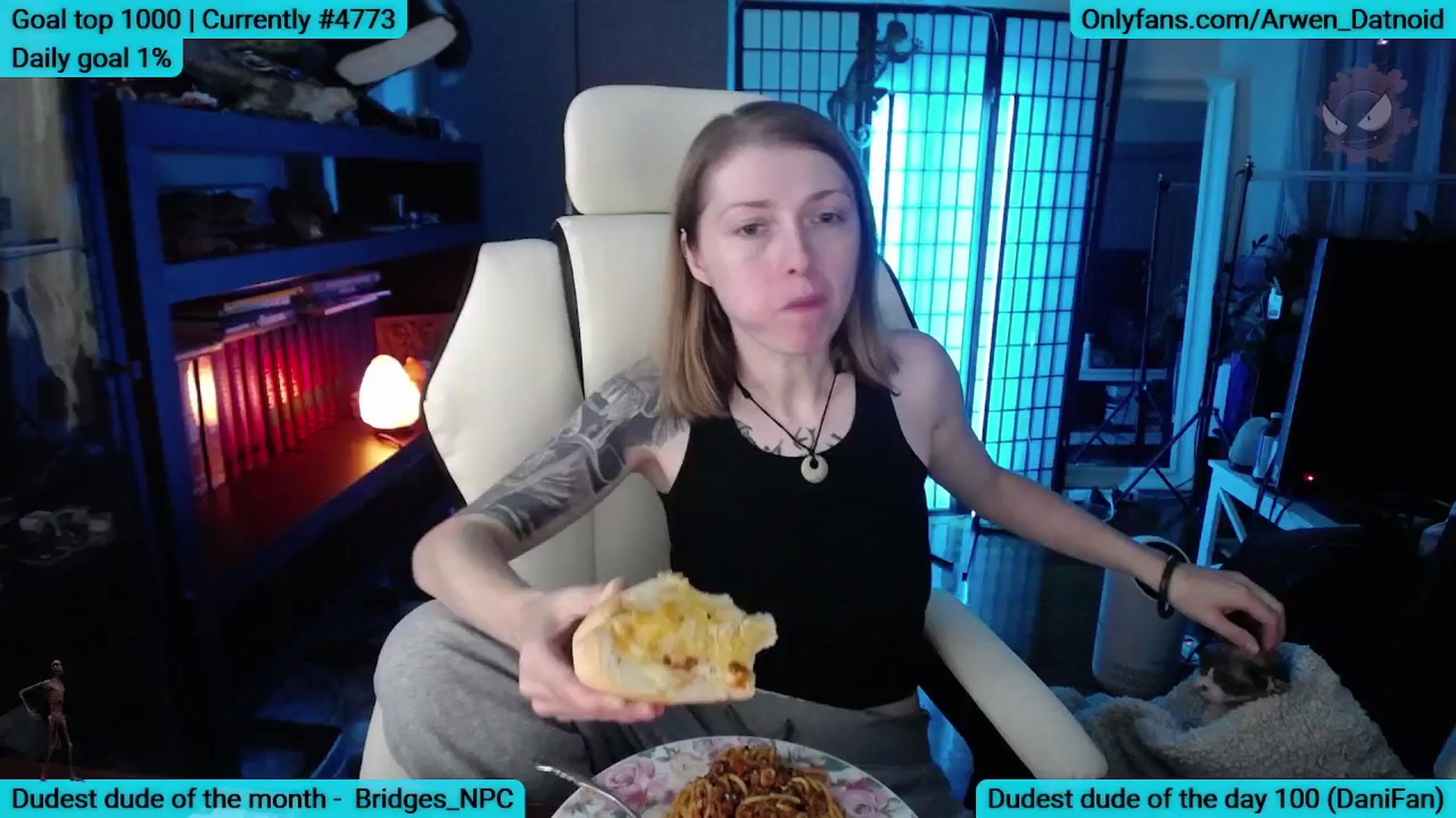 Gallery image thumbnail from Arwen_Datnoid's myfreecams stream on, 07/20/2025, 06:08 image 2 of 20
