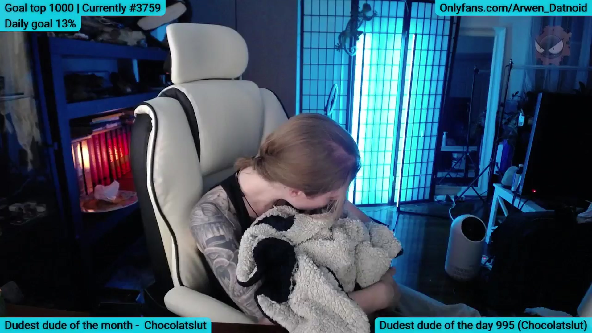 Gallery image thumbnail from Arwen_Datnoid's myfreecams stream on, 07/20/2025, 06:08 image 20 of 20