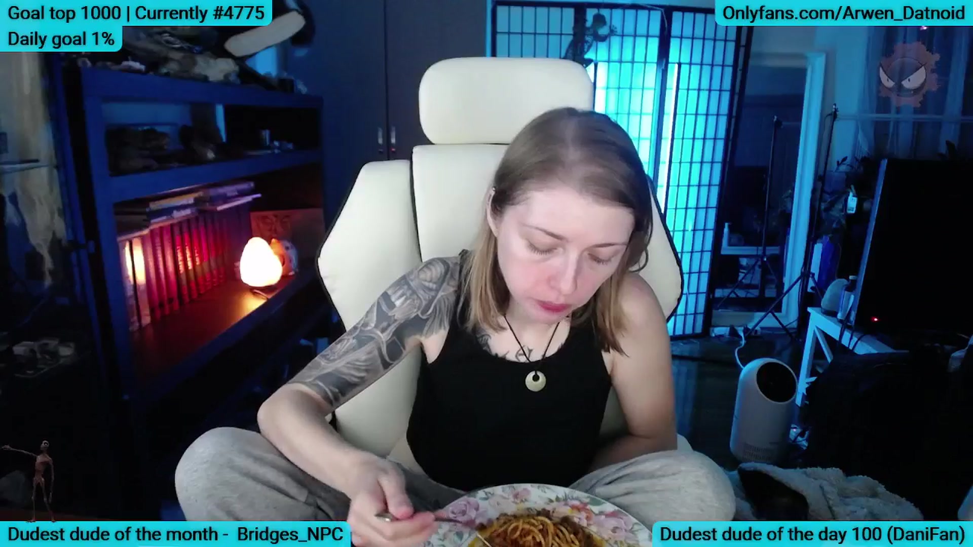 Gallery image thumbnail from Arwen_Datnoid's myfreecams stream on, 07/20/2025, 06:08 image 3 of 20
