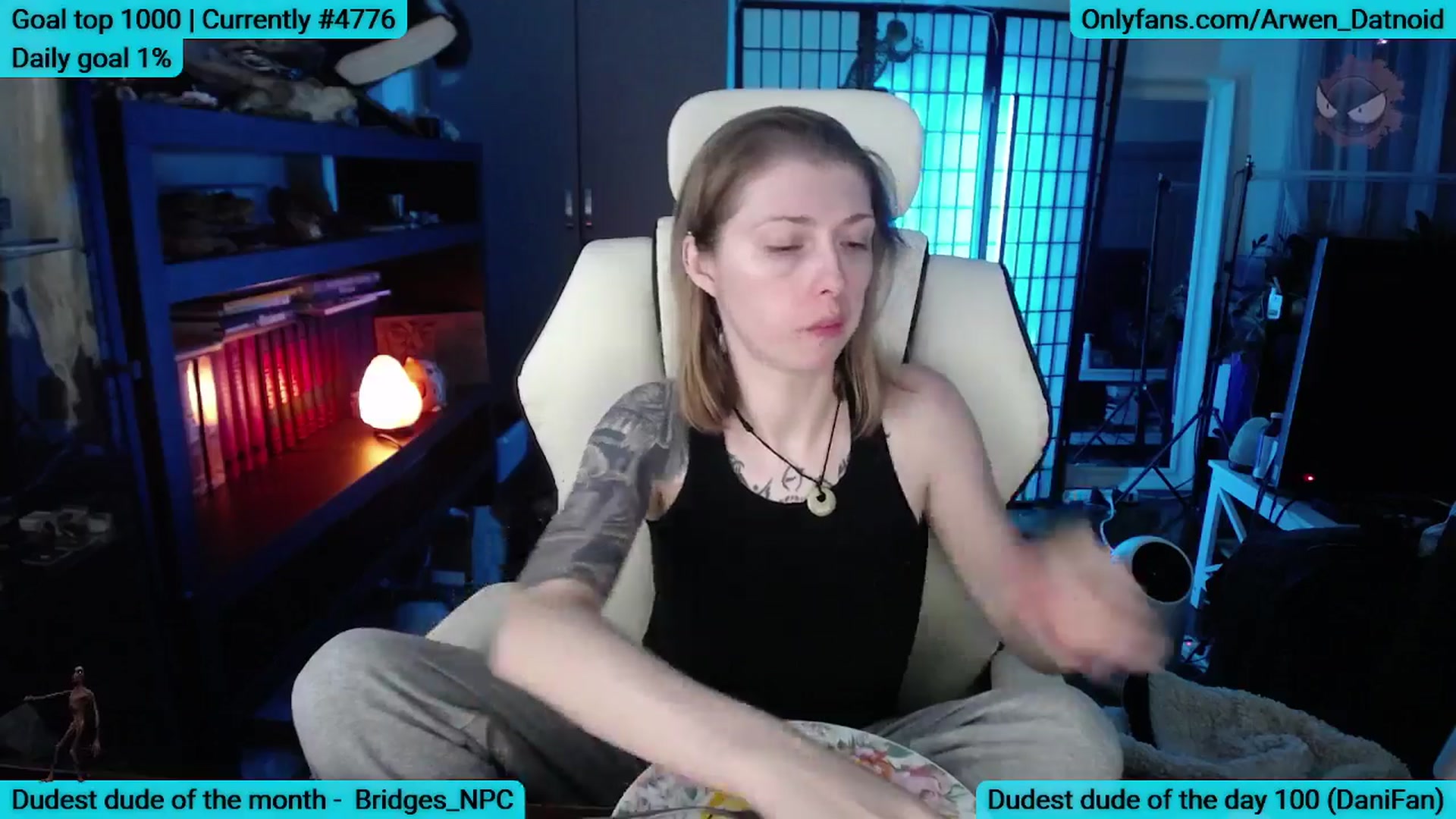 Gallery image thumbnail from Arwen_Datnoid's myfreecams stream on, 07/20/2025, 06:08 image 4 of 20