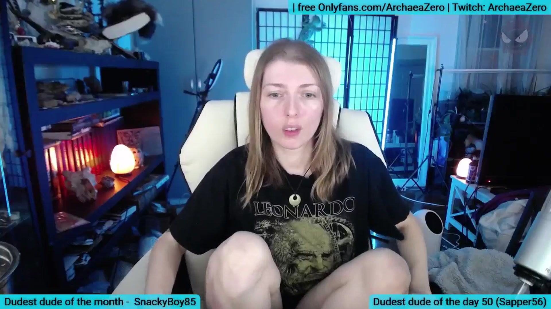Gallery image thumbnail from Arwen_Datnoid's myfreecams stream on, 12/22/2025, 03:38 image 14 of 20