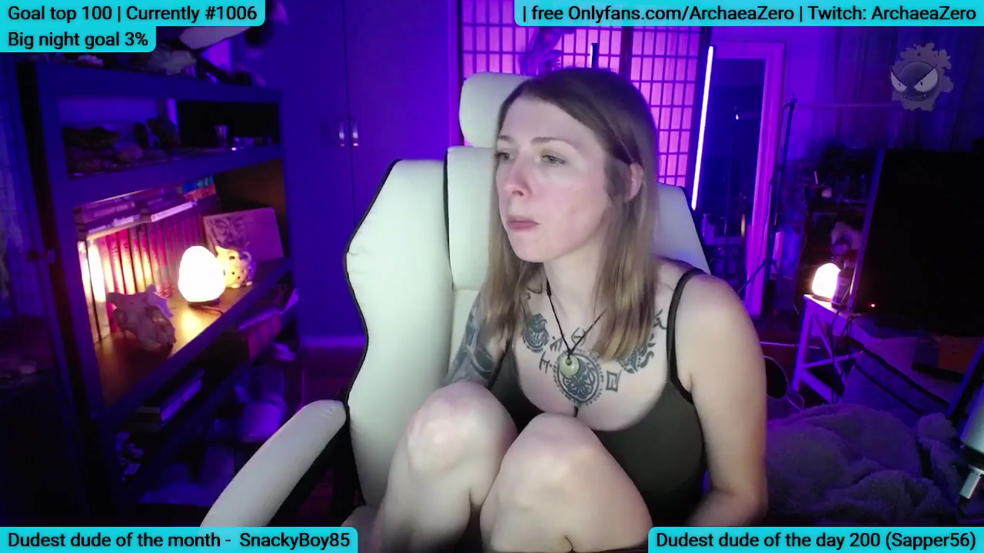 Gallery image thumbnail from Arwen_Datnoid's myfreecams stream on, 12/28/2025, 04:39 image 17 of 20