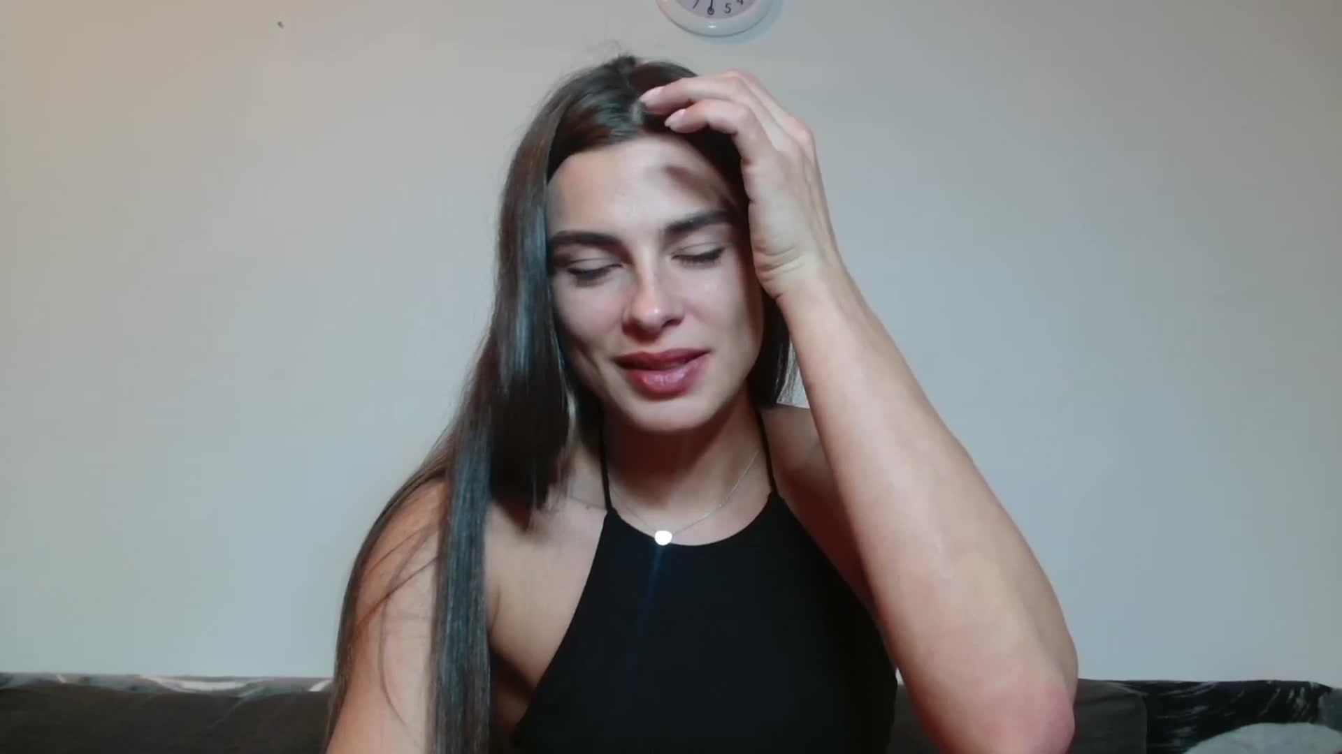 Gallery image thumbnail from AryLovely's myfreecams stream on, 05/14/2023, 20:43 image 4 of 20