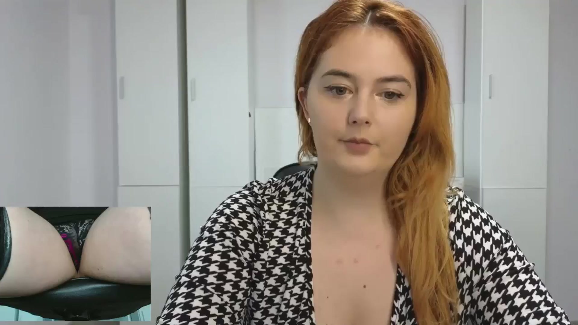 Gallery image thumbnail from Ary_Rock's myfreecams stream on, 05/29/2025, 16:44 image 13 of 20