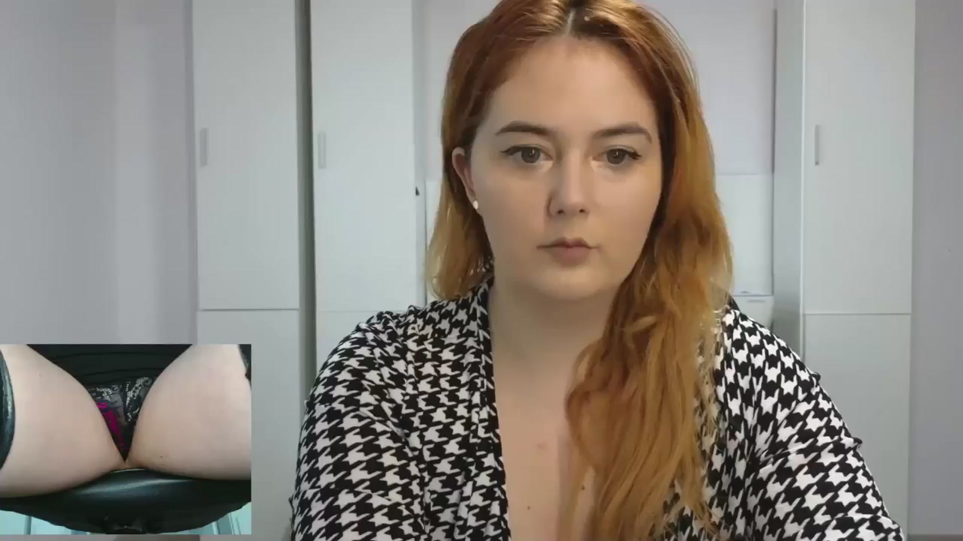 Gallery image thumbnail from Ary_Rock's myfreecams stream on, 05/29/2025, 16:44 image 12 of 20