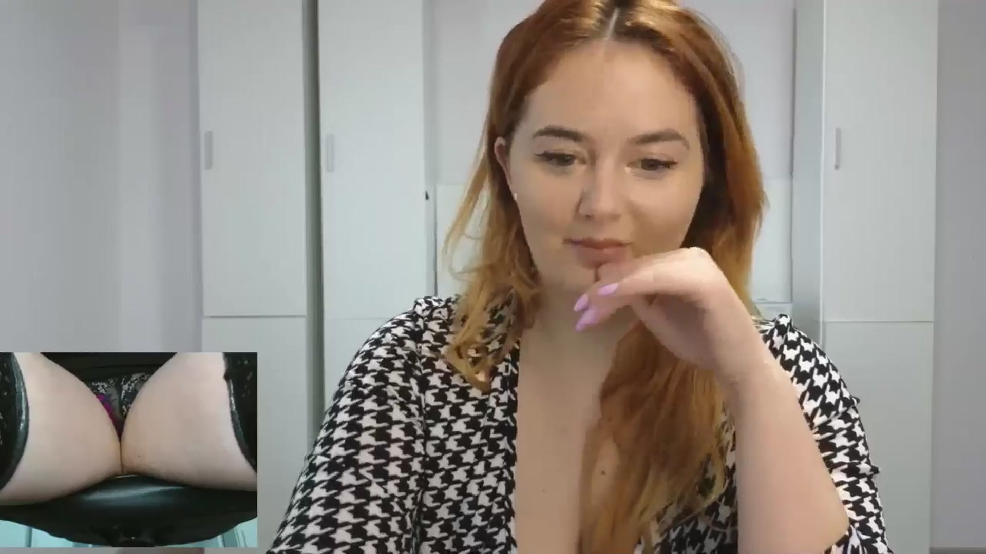 Gallery image thumbnail from Ary_Rock's myfreecams stream on, 05/29/2025, 16:44 image 6 of 20