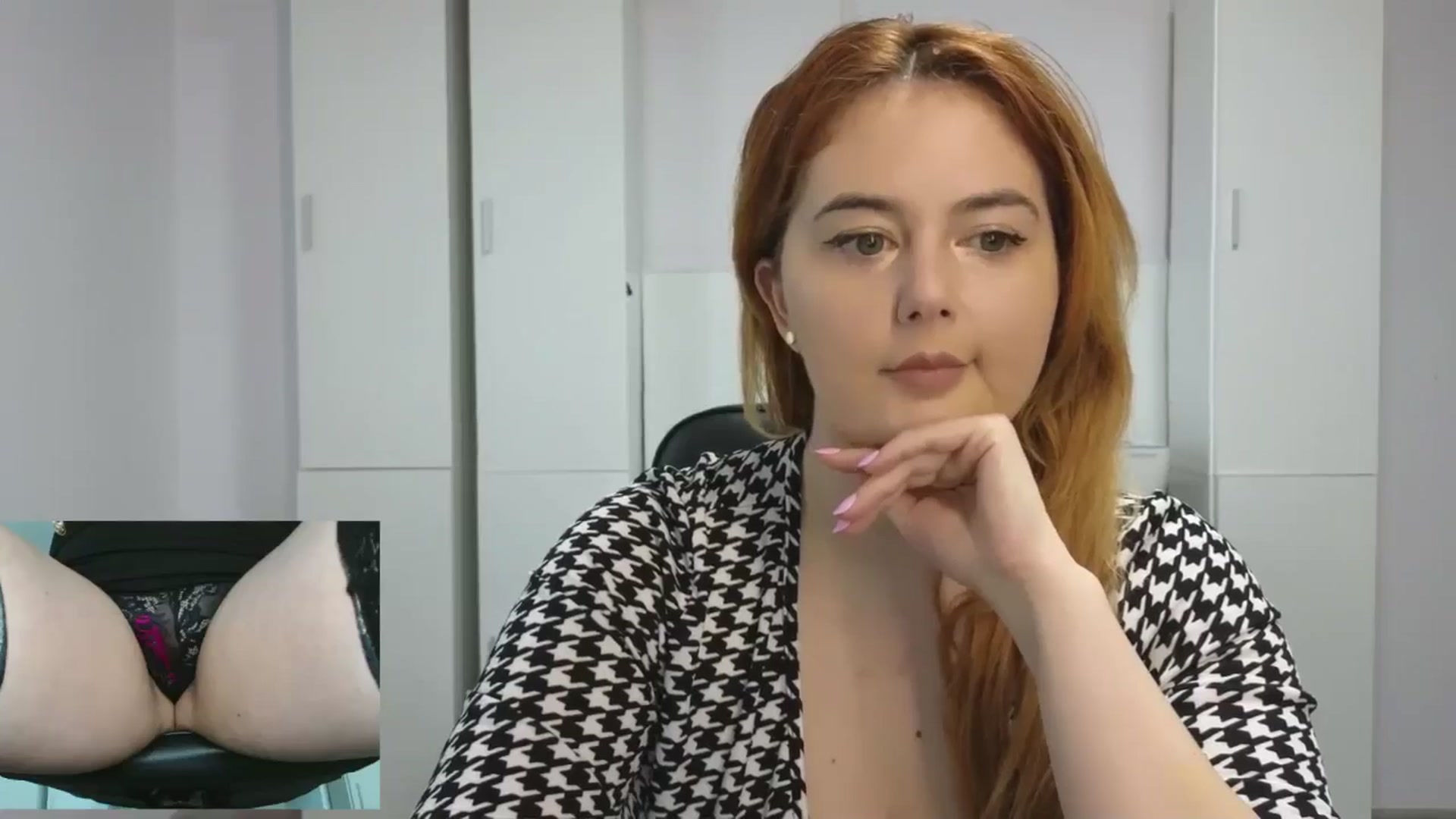 Gallery image thumbnail from Ary_Rock's myfreecams stream on, 05/29/2025, 16:44 image 19 of 20