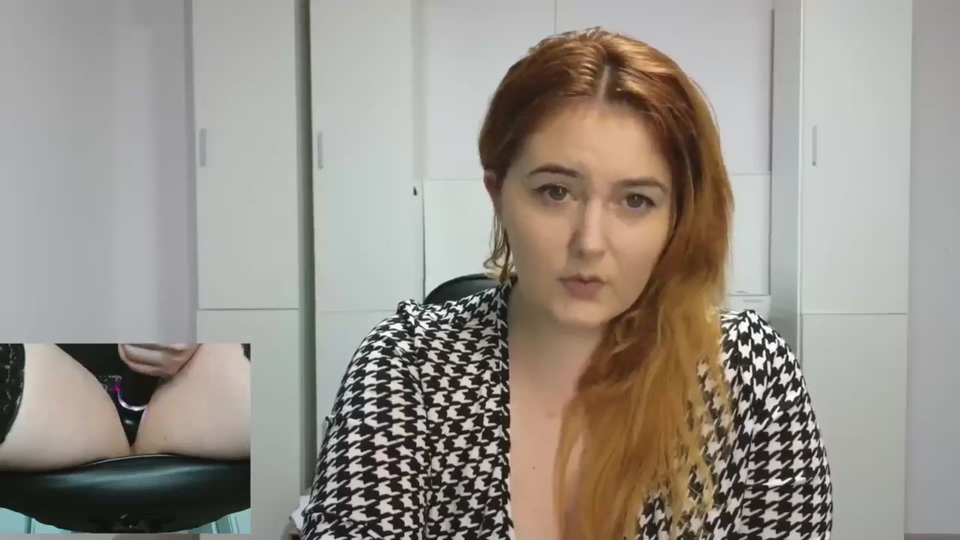 Gallery image thumbnail from Ary_Rock's myfreecams stream on, 05/29/2025, 18:03 image 3 of 20