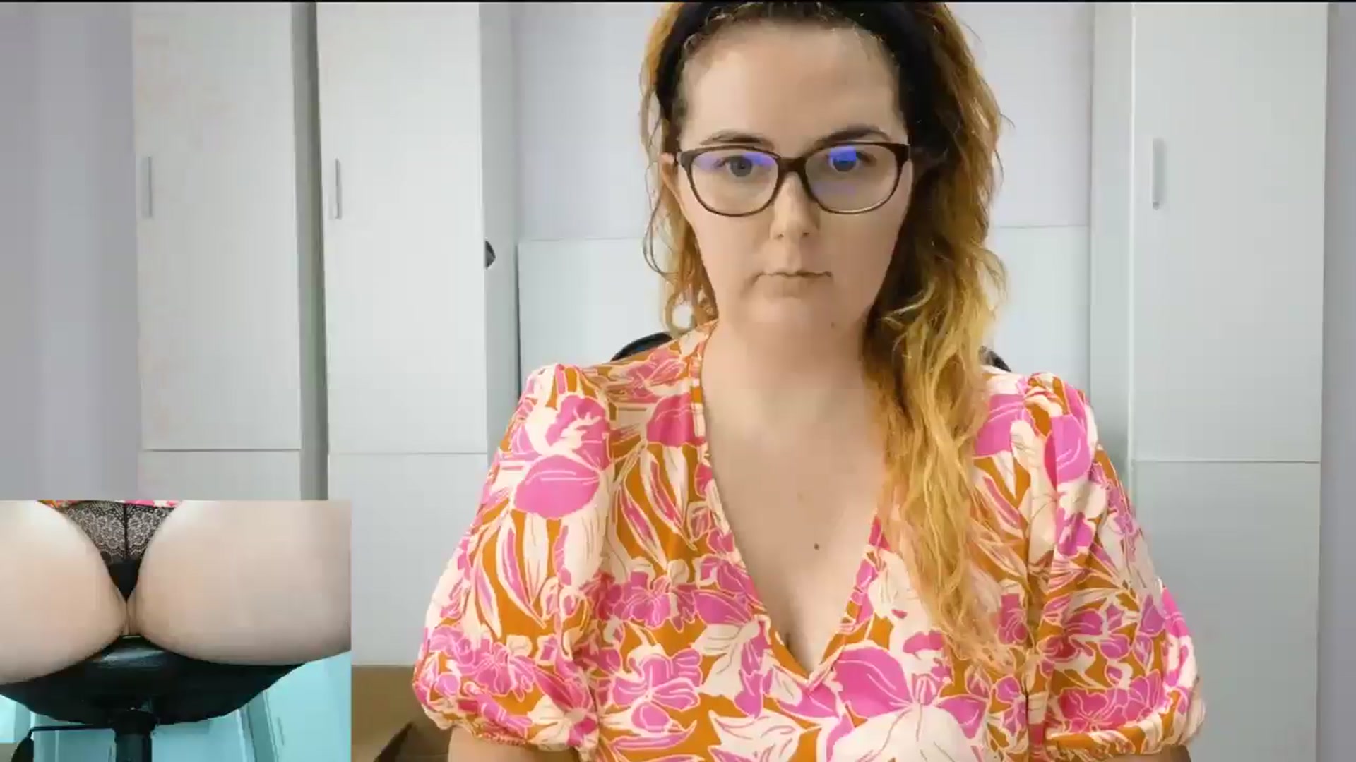 Gallery image thumbnail from Ary_Rock's myfreecams stream on, 07/14/2025, 14:04 image 16 of 20