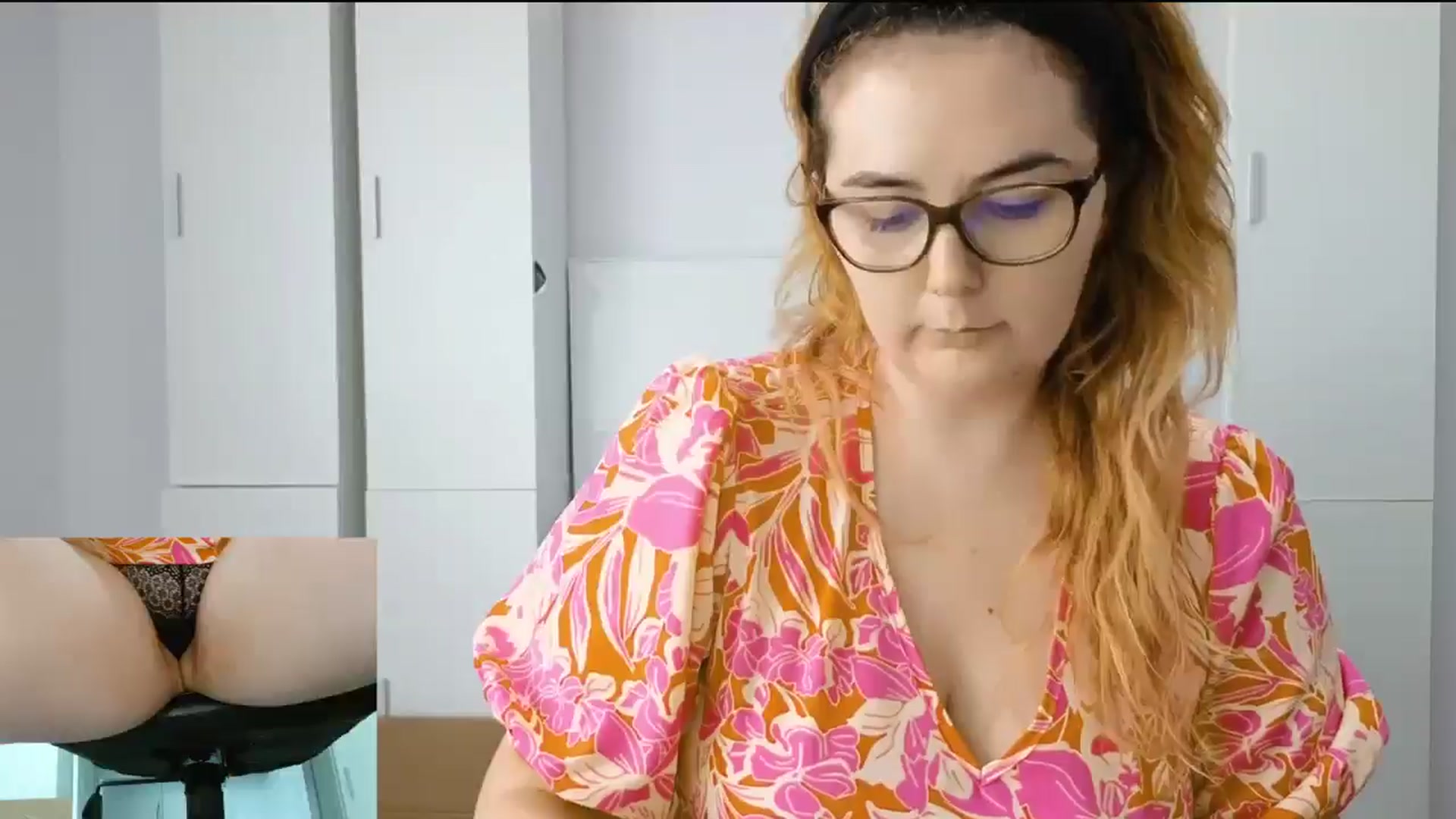 Gallery image thumbnail from Ary_Rock's myfreecams stream on, 07/14/2025, 15:00 image 19 of 20