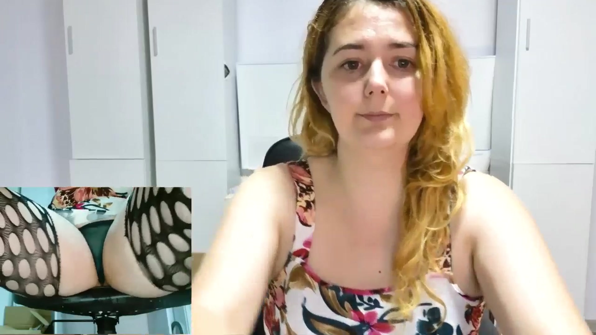 Gallery image thumbnail from Ary_Rock's myfreecams stream on, 08/05/2025, 19:16 image 12 of 20