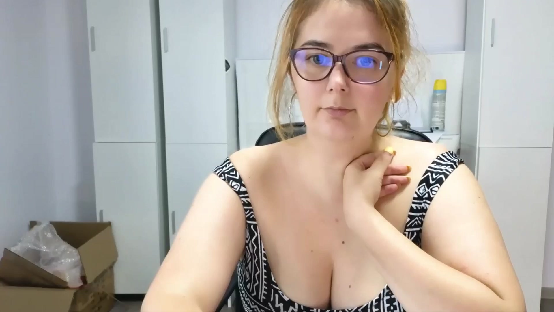 Gallery image thumbnail from Ary_Rock's myfreecams stream on, 08/07/2025, 18:37 image 3 of 20