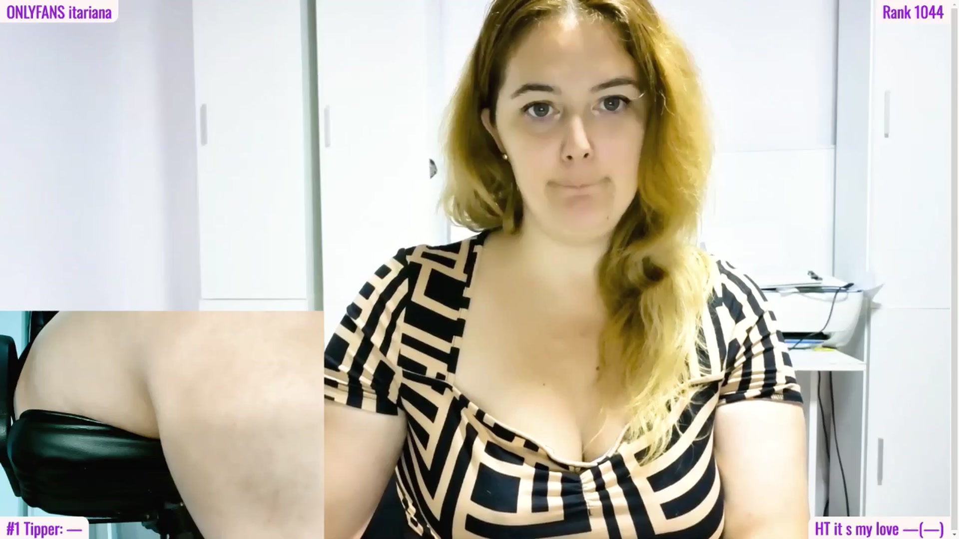Gallery image thumbnail from Ary_Rock's myfreecams stream on, 09/26/2025, 17:21 image 13 of 20