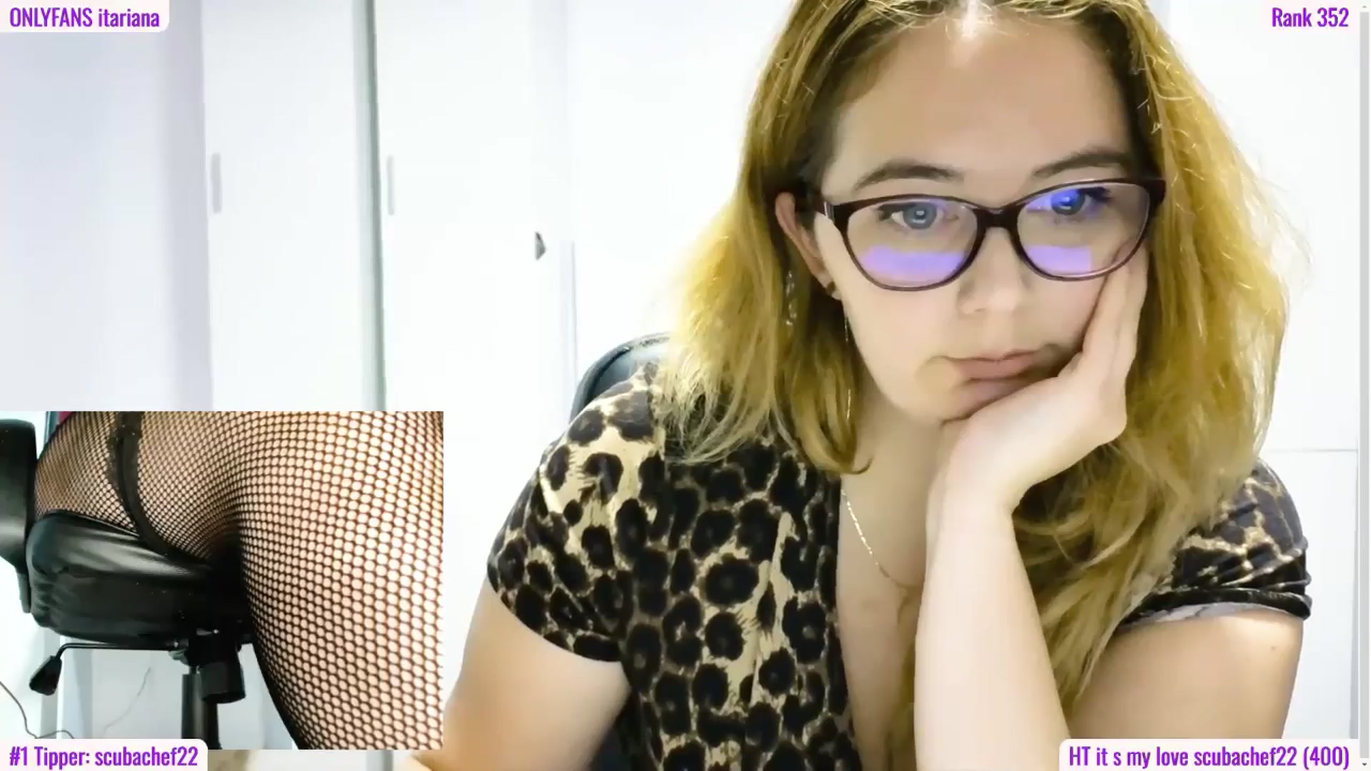Gallery image thumbnail from Ary_Rock's myfreecams stream on, 10/21/2025, 20:28 image 5 of 20