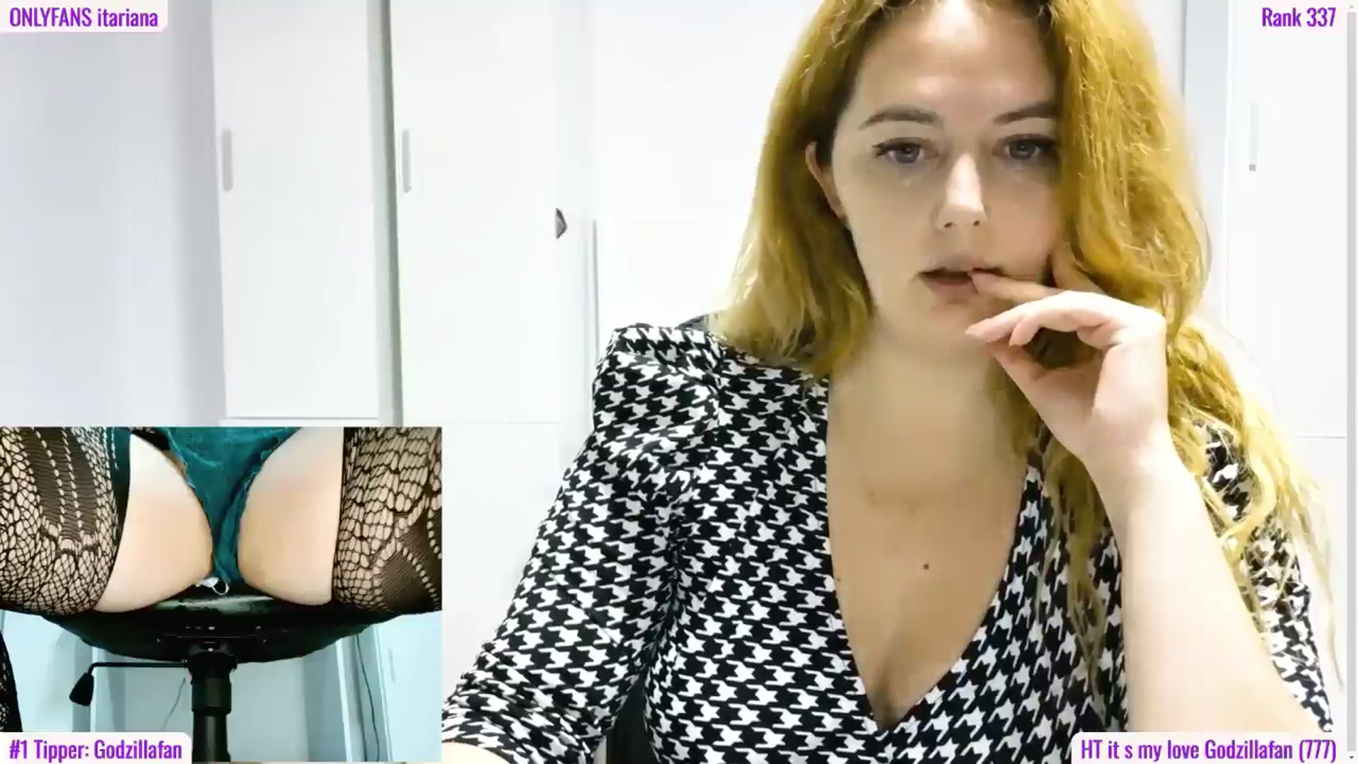 Gallery image thumbnail from Ary_Rock's myfreecams stream on, 10/28/2025, 19:34 image 19 of 20