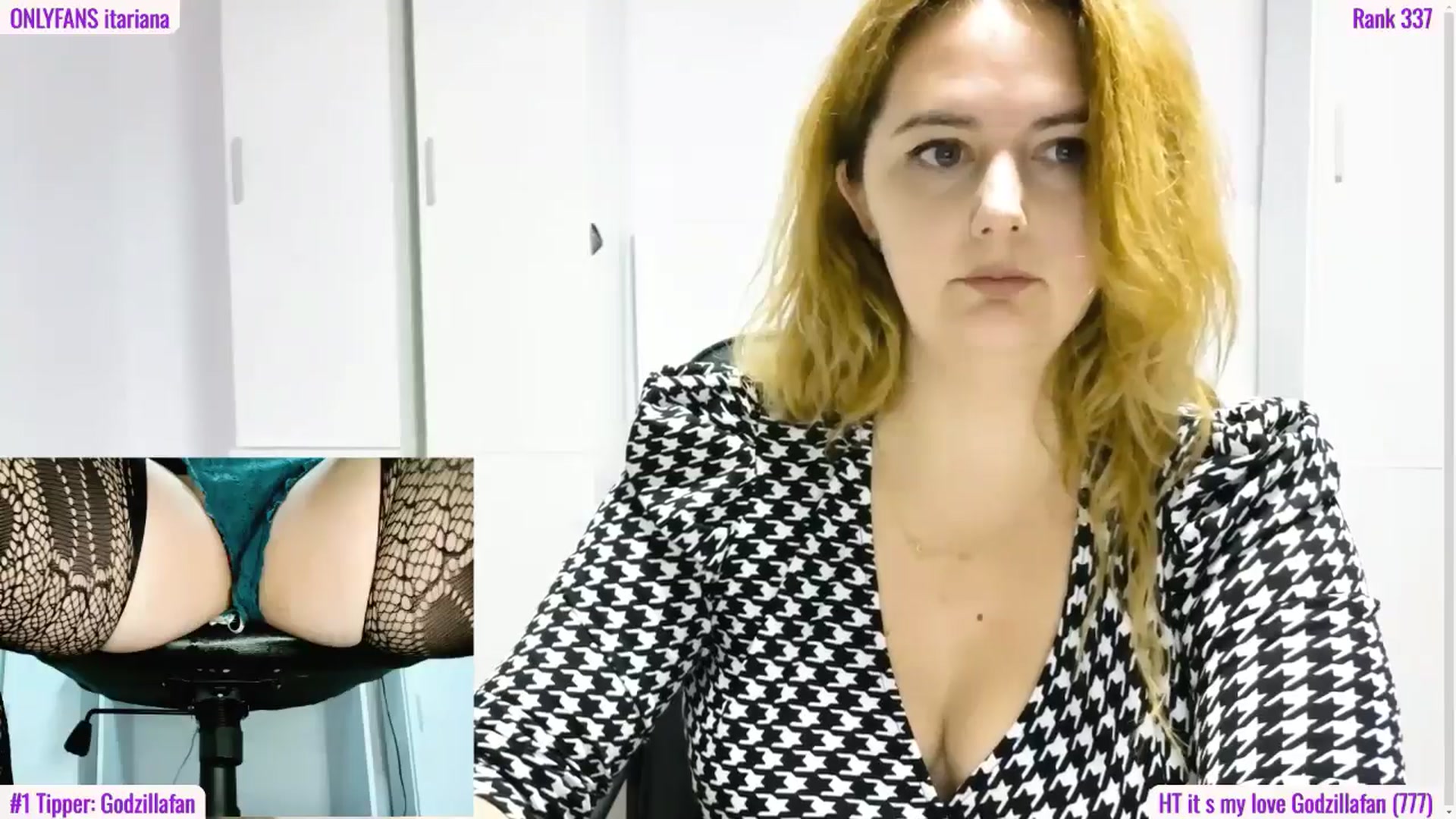 Gallery image thumbnail from Ary_Rock's myfreecams stream on, 10/28/2025, 19:34 image 18 of 20