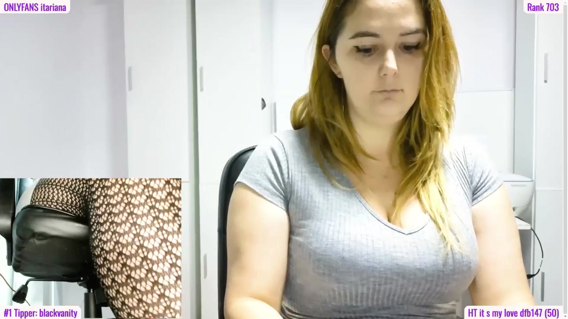 Gallery image thumbnail from Ary_Rock's myfreecams stream on, 11/19/2025, 22:03 image 12 of 20