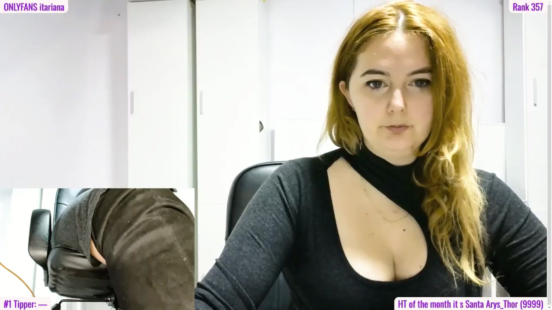 Gallery image thumbnail from Ary_Rock's myfreecams stream on, 12/22/2025, 21:29 image 2 of 20