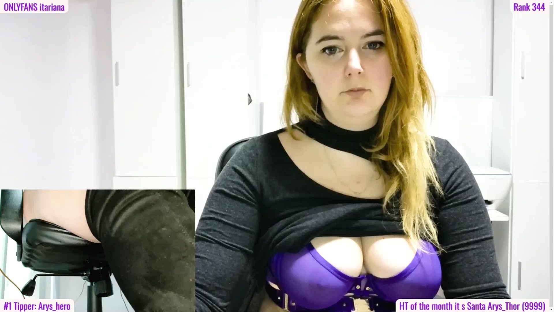 Gallery image thumbnail from Ary_Rock's myfreecams stream on, 12/22/2025, 21:29 image 17 of 20