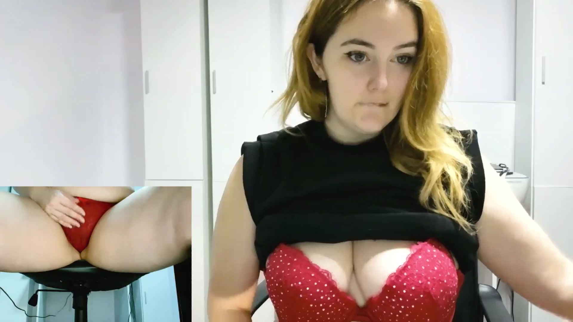 Gallery image thumbnail from Ary_Rock's myfreecams stream on, 02/10/2026, 18:56 image 9 of 20