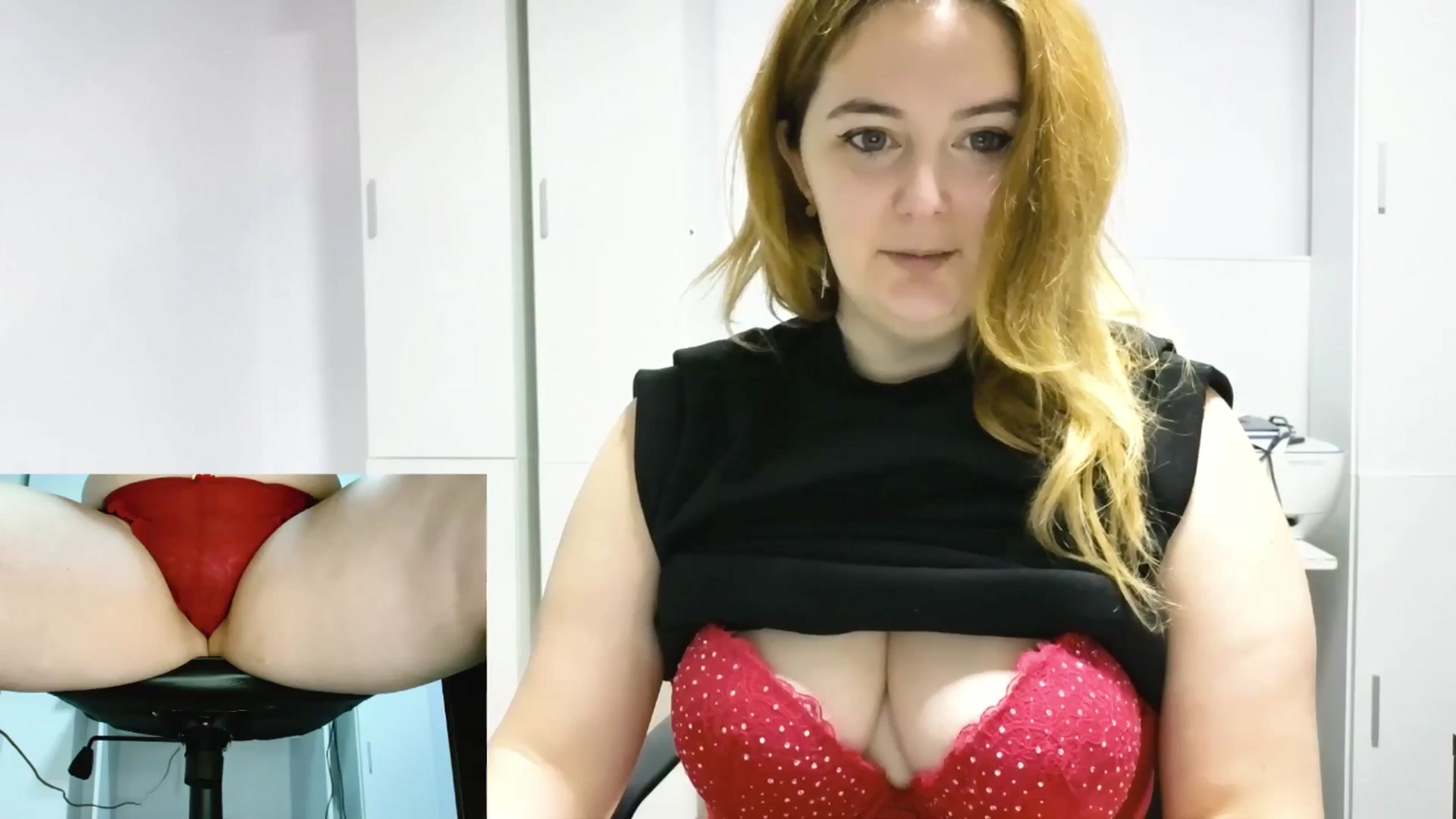 Gallery image thumbnail from Ary_Rock's myfreecams stream on, 02/10/2026, 18:56 image 10 of 20