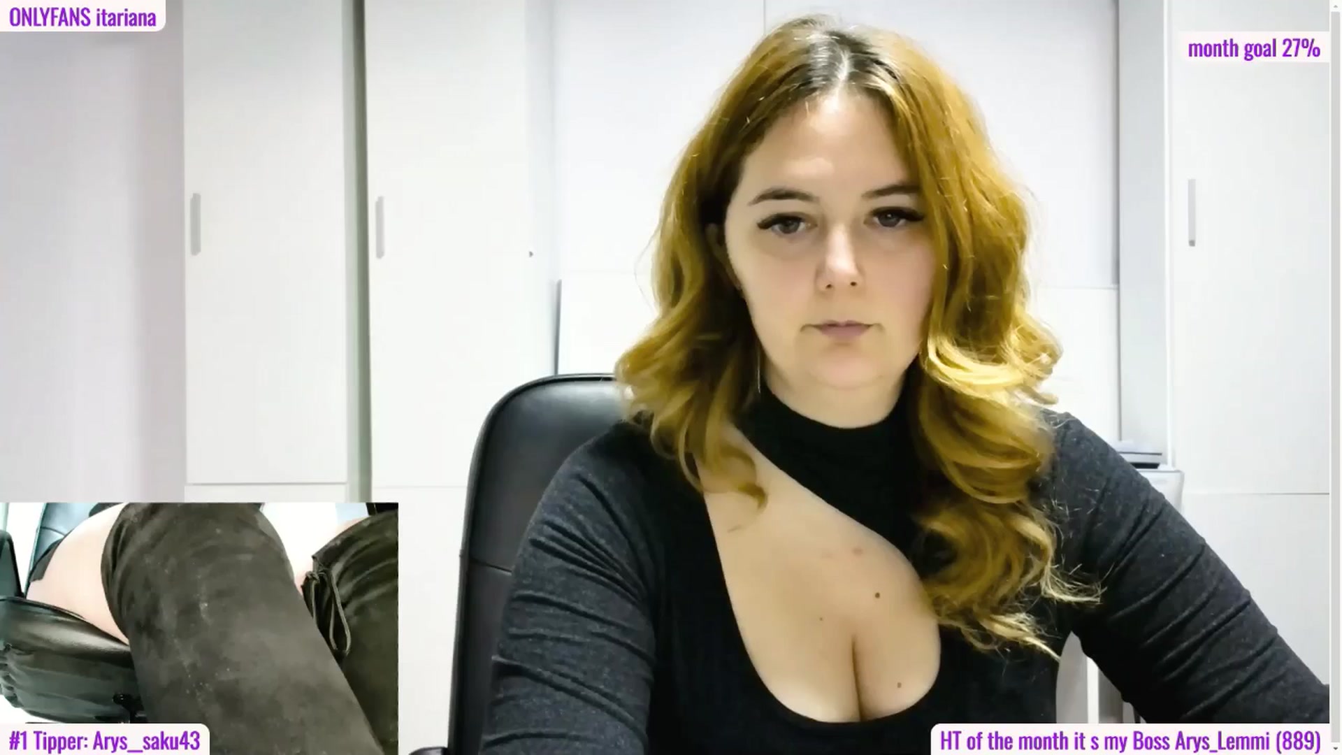 Gallery image thumbnail from Ary_Rock's myfreecams stream on, 03/12/2026, 22:03 image 4 of 20