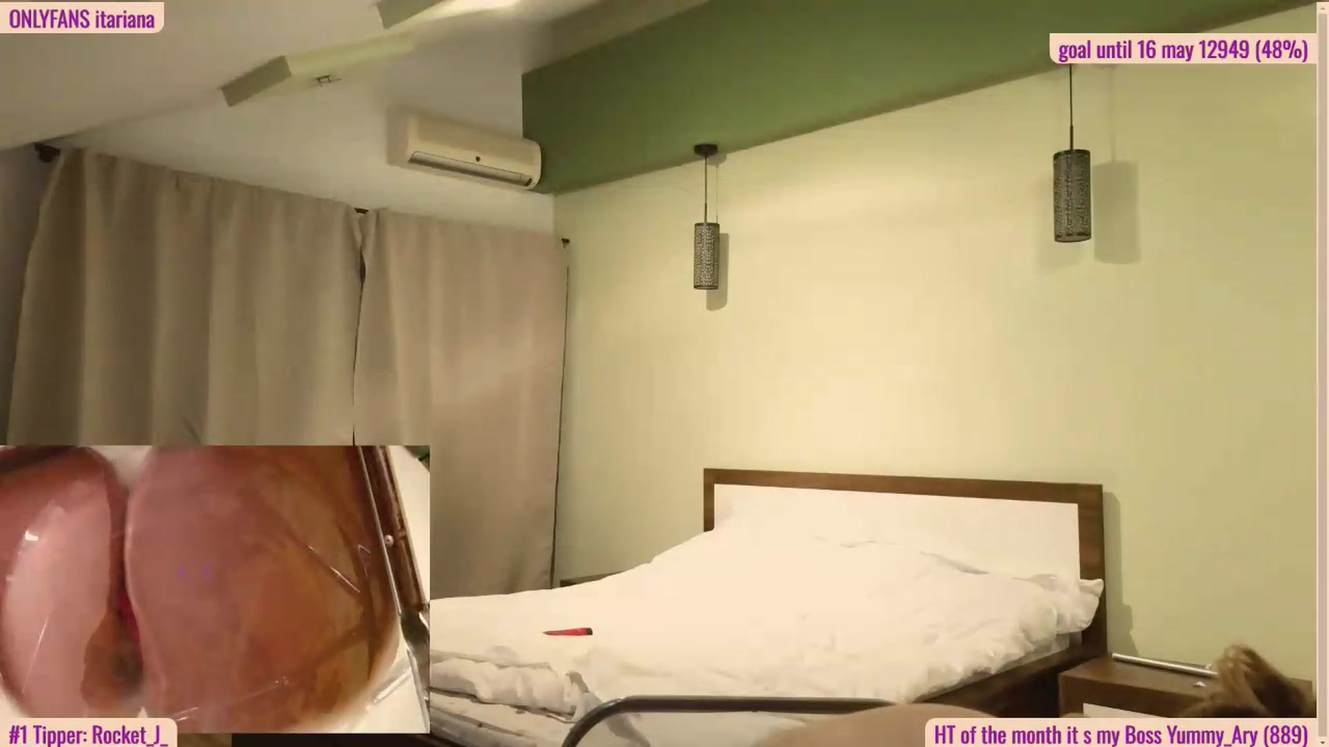 Gallery image thumbnail from Ary_Rock's myfreecams stream on, 05/15/2026, 22:08 image 19 of 20