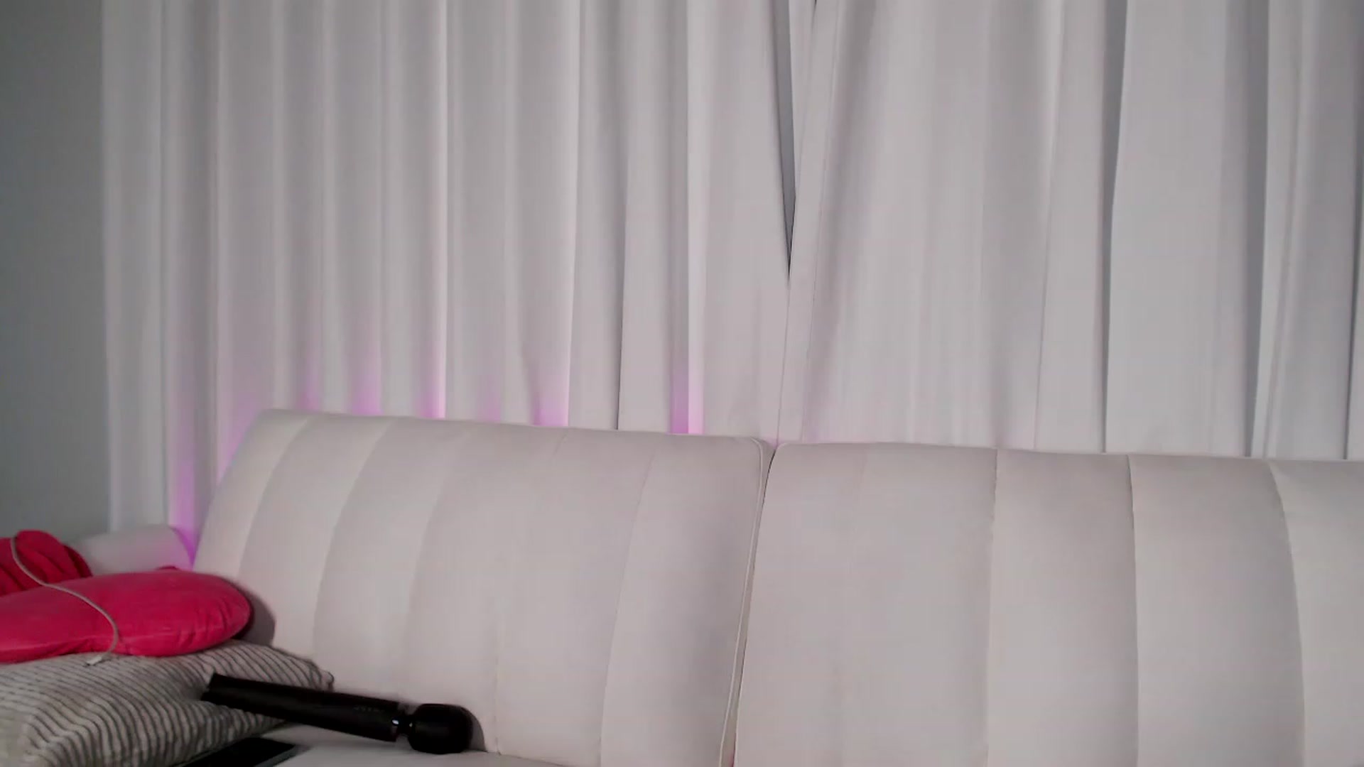 Gallery image thumbnail from AryaBella's myfreecams stream on, 12/17/2022, 07:45 image 9 of 20