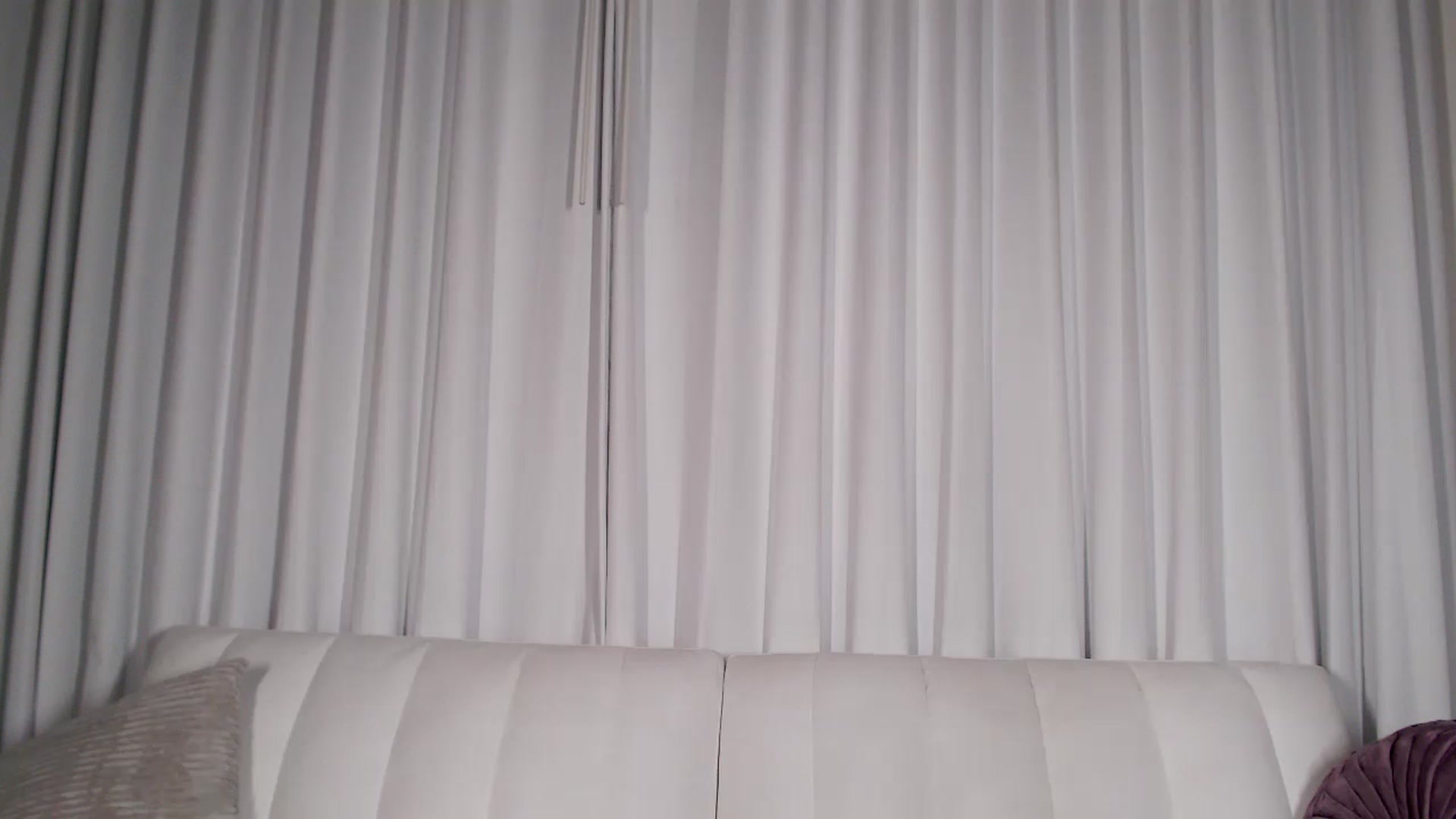 Gallery image thumbnail from AryaBella's myfreecams stream on, 12/20/2022, 24:03 image 16 of 20